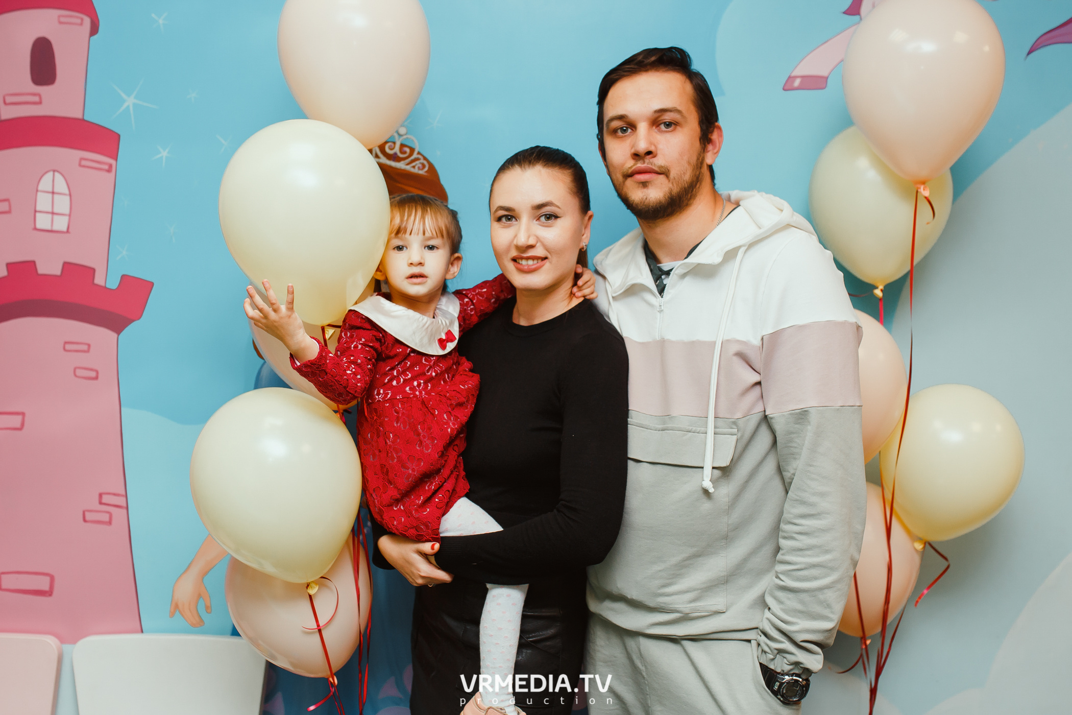 День рождения в «АкунаМатата»