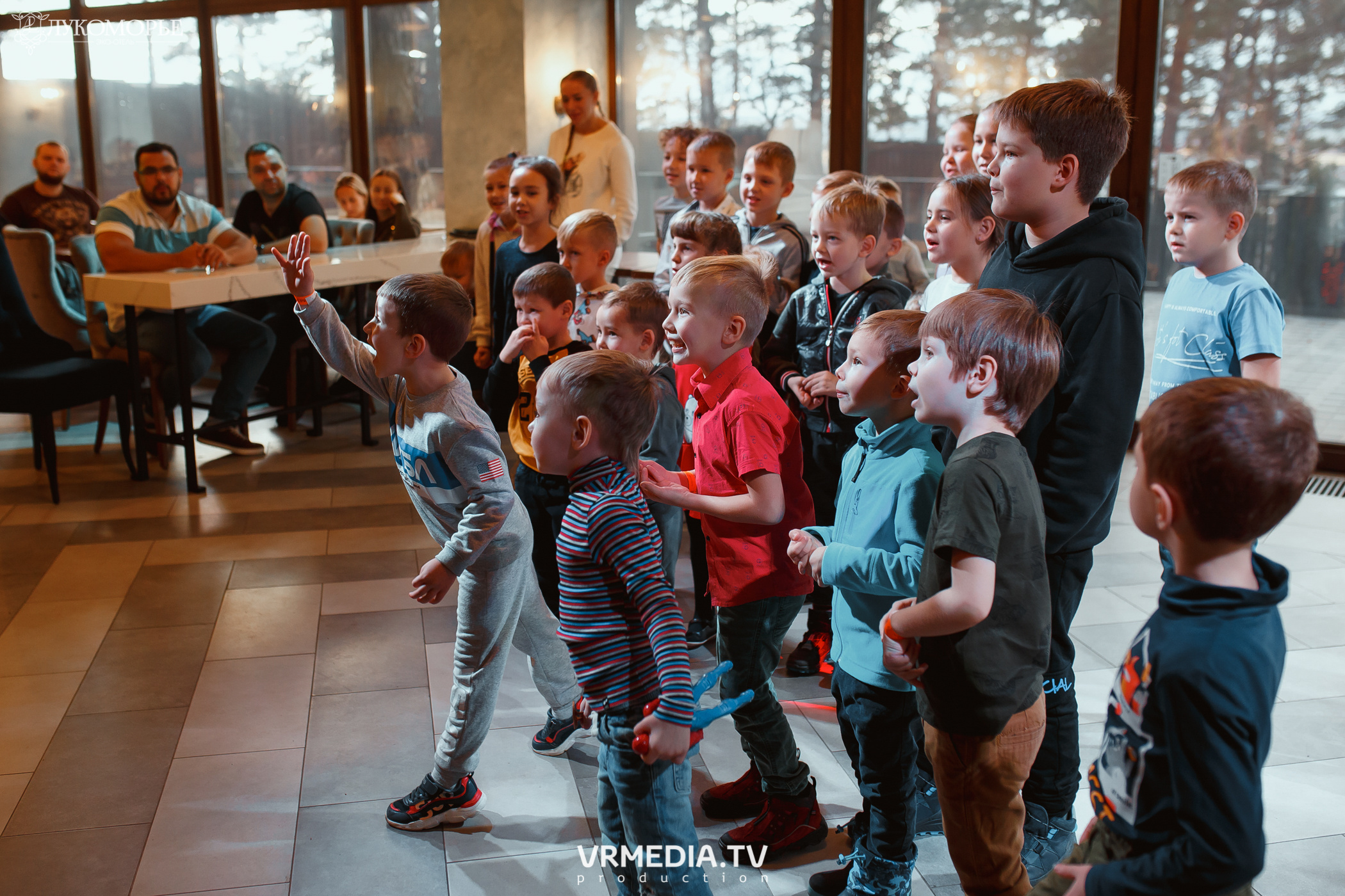 Трансформеры в эко-отеле «Лукоморье»