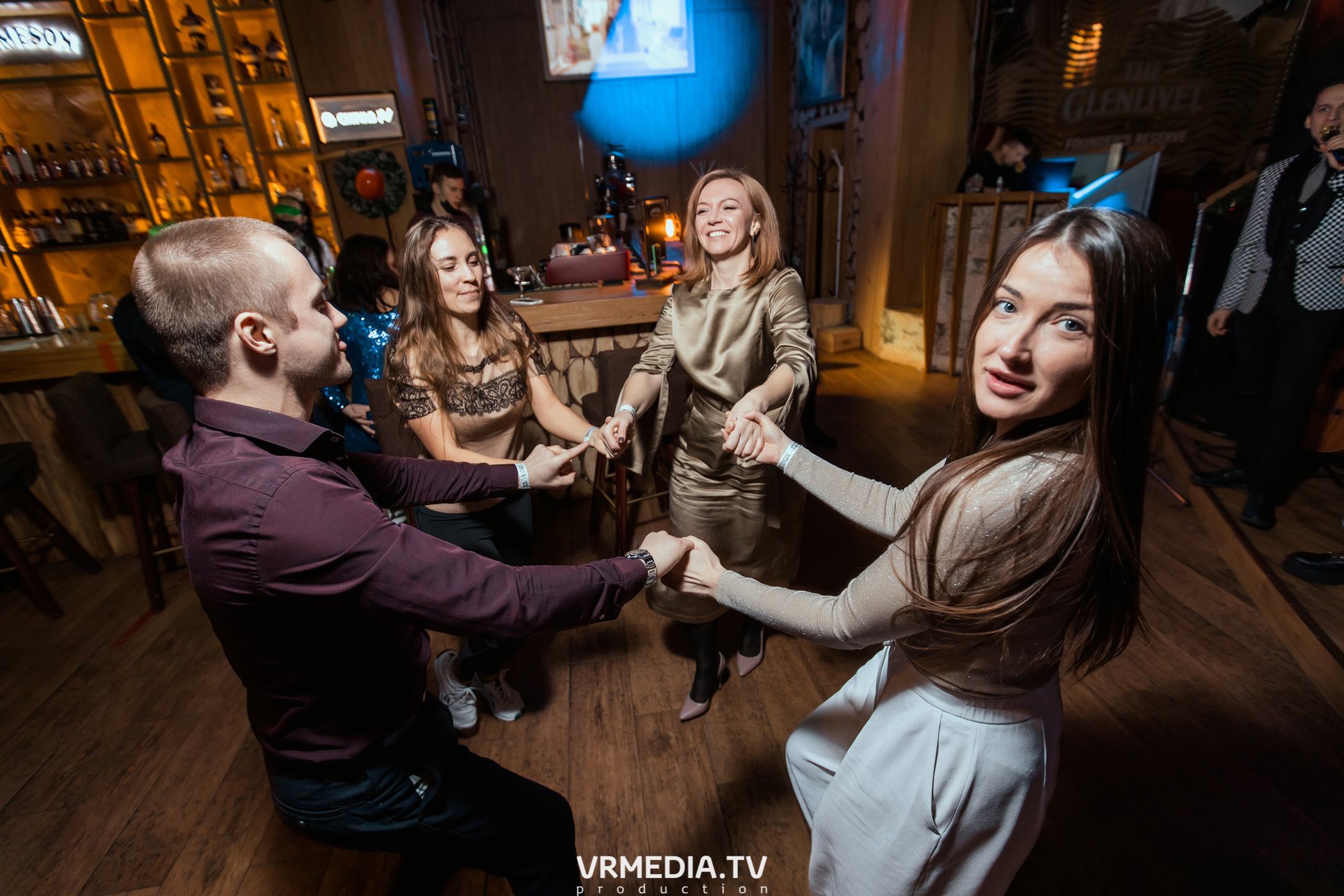 Новогодняя ночь в «Alpen Club»