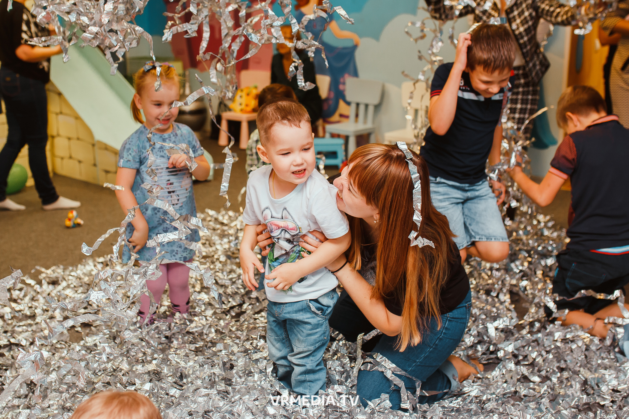 День рождения в «АкунаМатата»