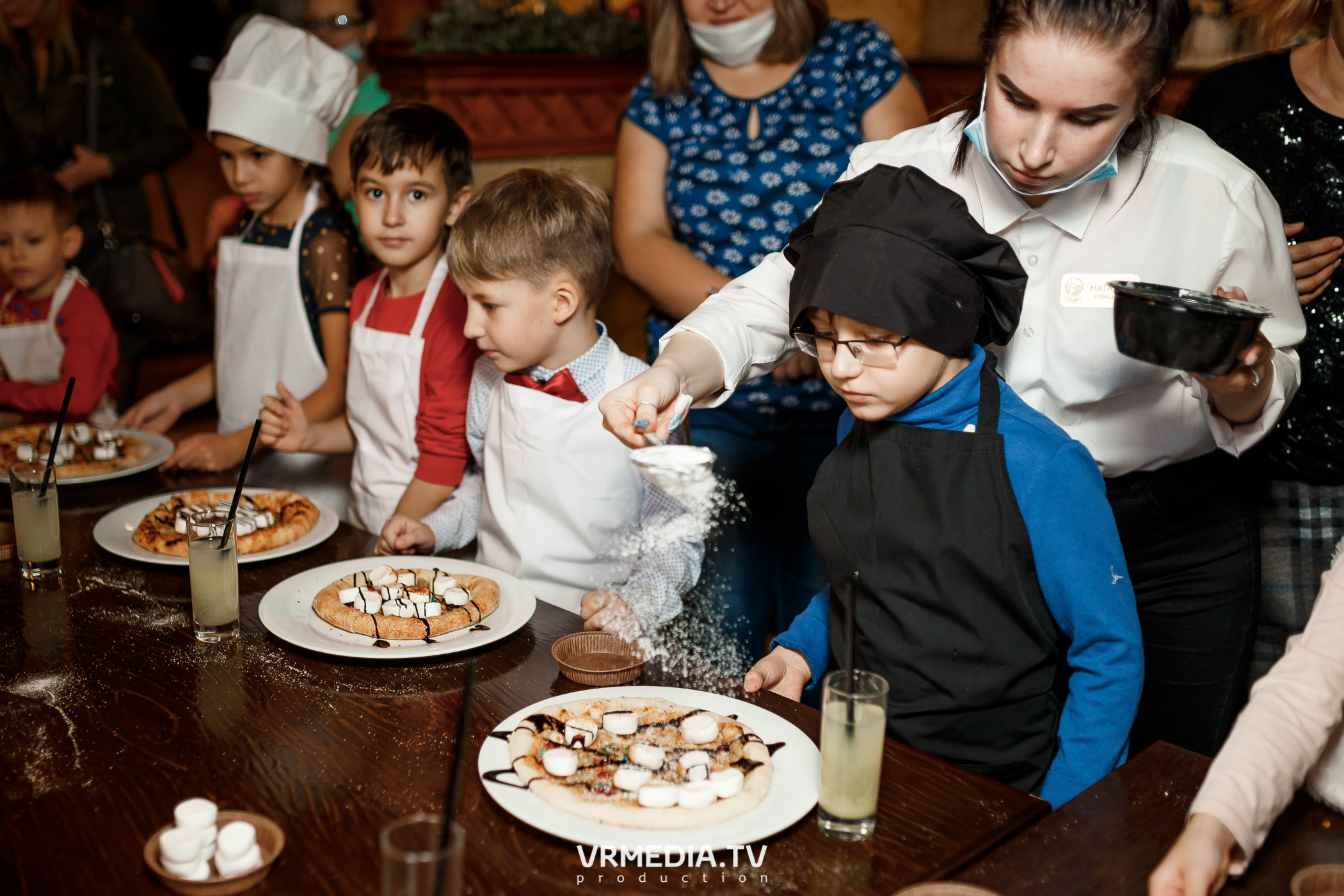 Детский кулинарный мастер-класс «Сладкая пицца» в «Villaggio»