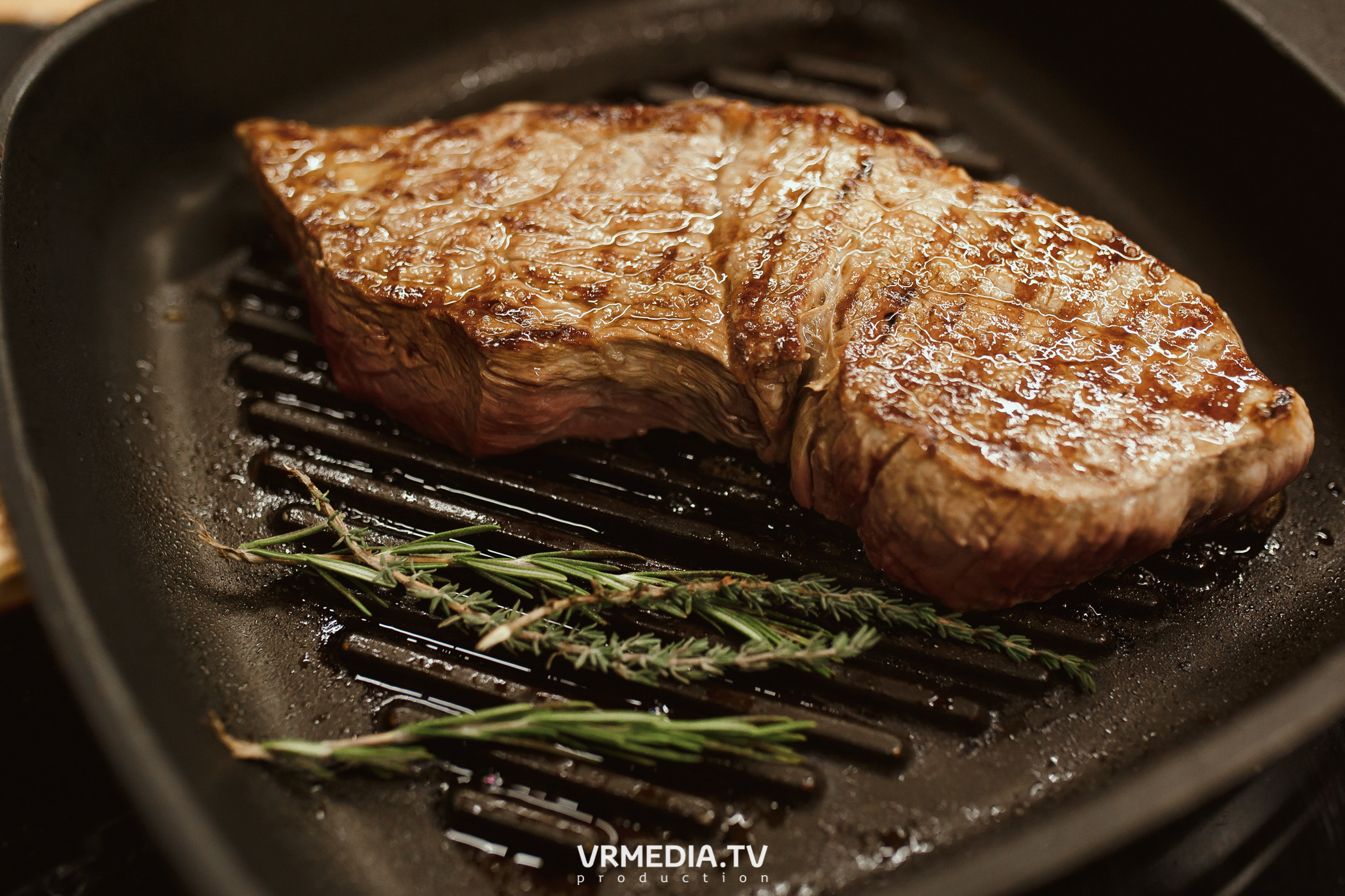 Кулинарная студия «Артишок». Битва столов: Барберы GoodMan — жарят мяс