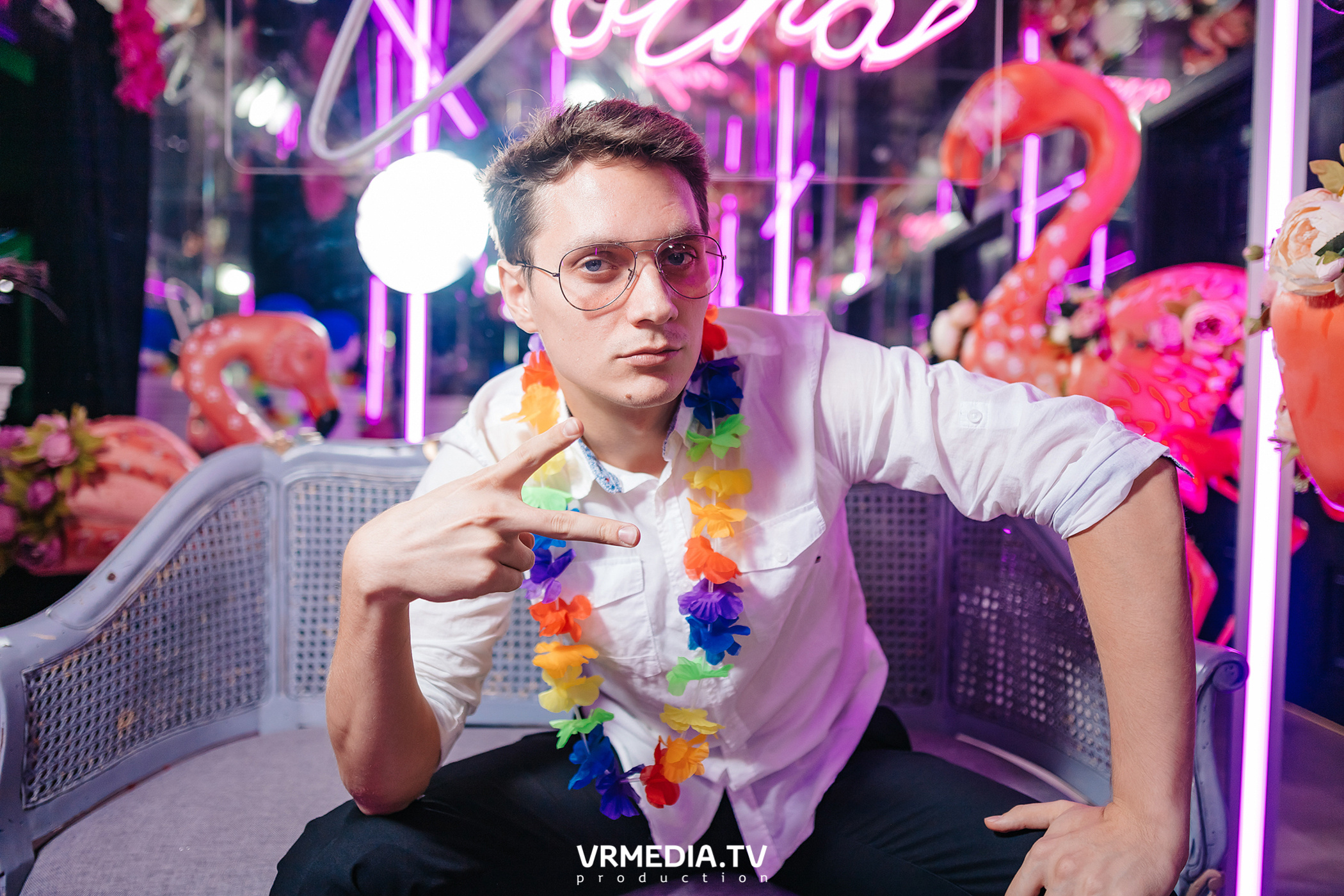 Tropical party в караоке «Volna»