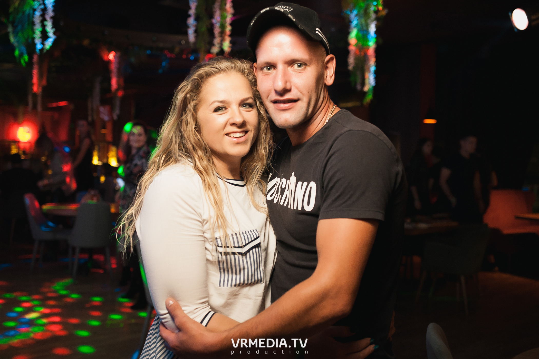 Группа «Коктейль Молотова» в гриль-баре «Жара»