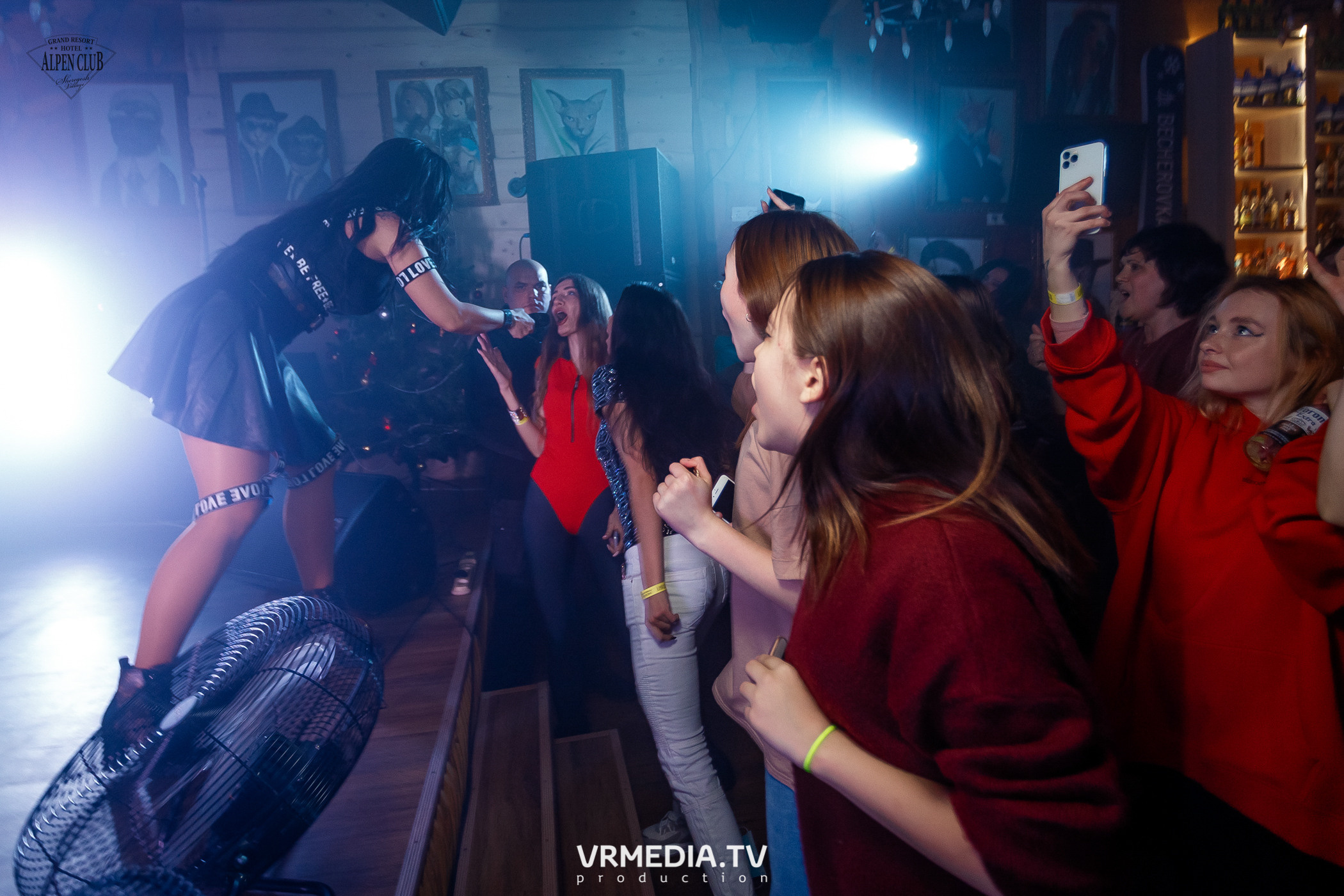 День Рождения Alpen Club. Оксана Ковалевская KRASKI