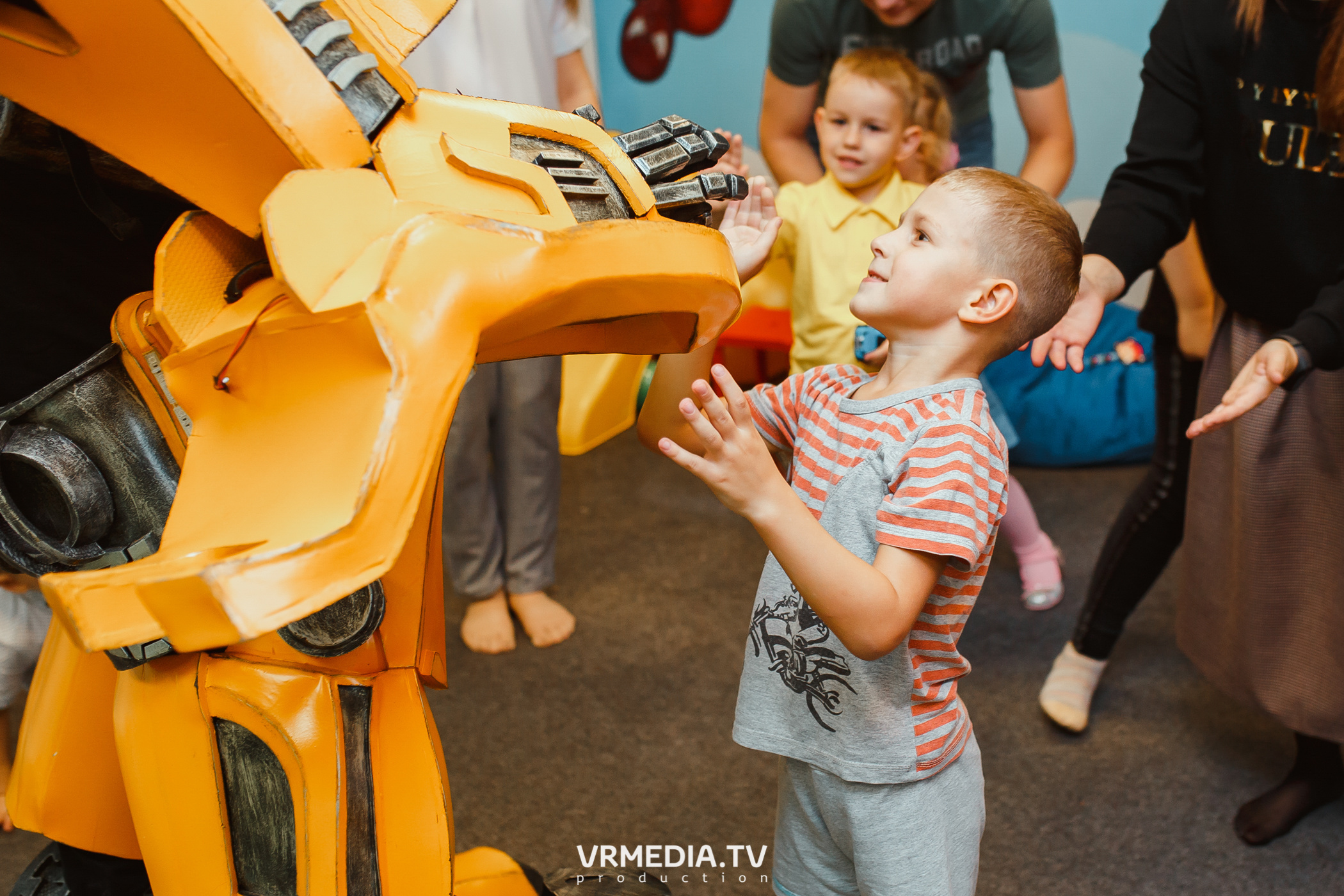 День рождения в «АкунаМатата»