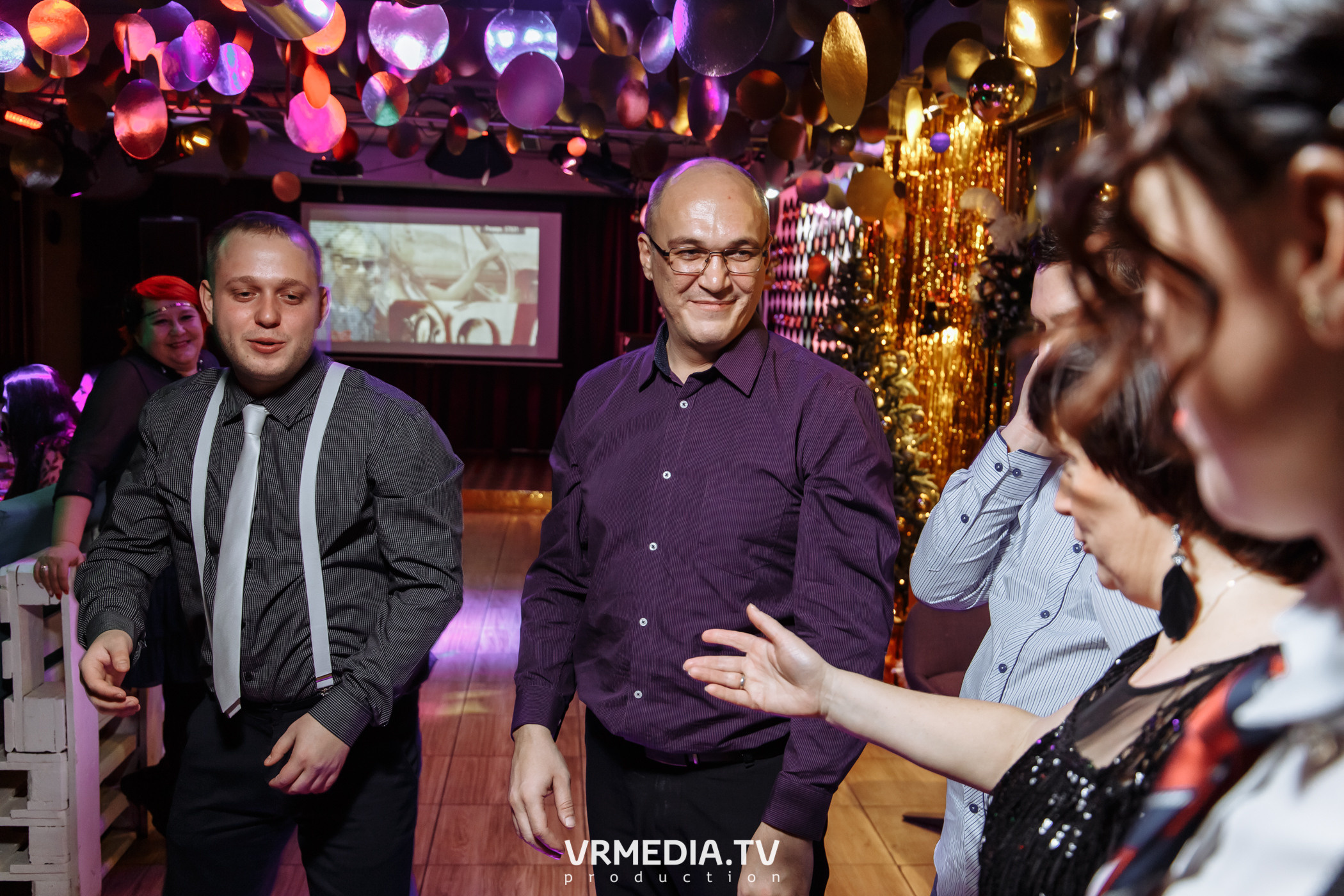 Новогодние корпоративы в караоке «Mimo Not»