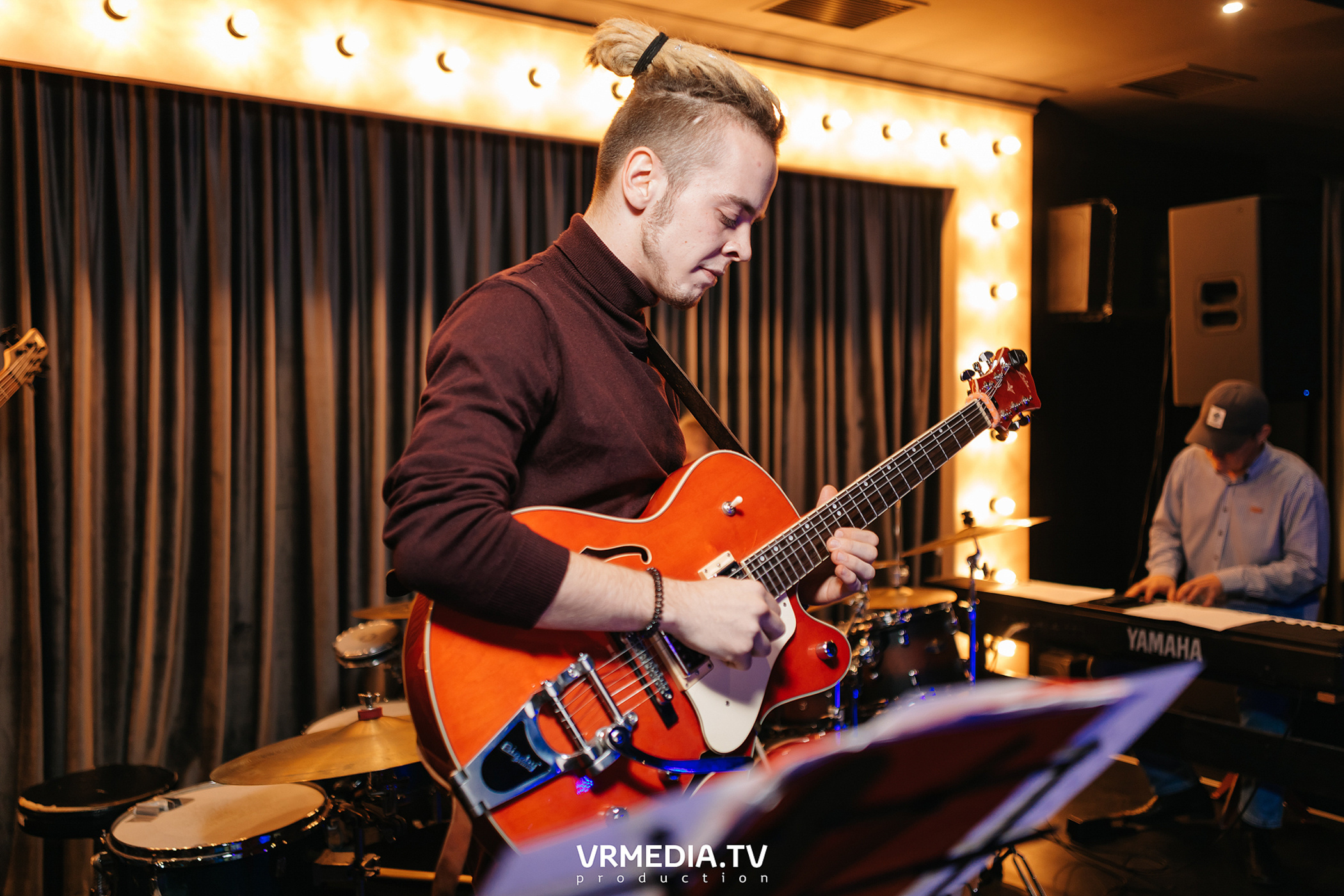 Джазовая среда. Jam session