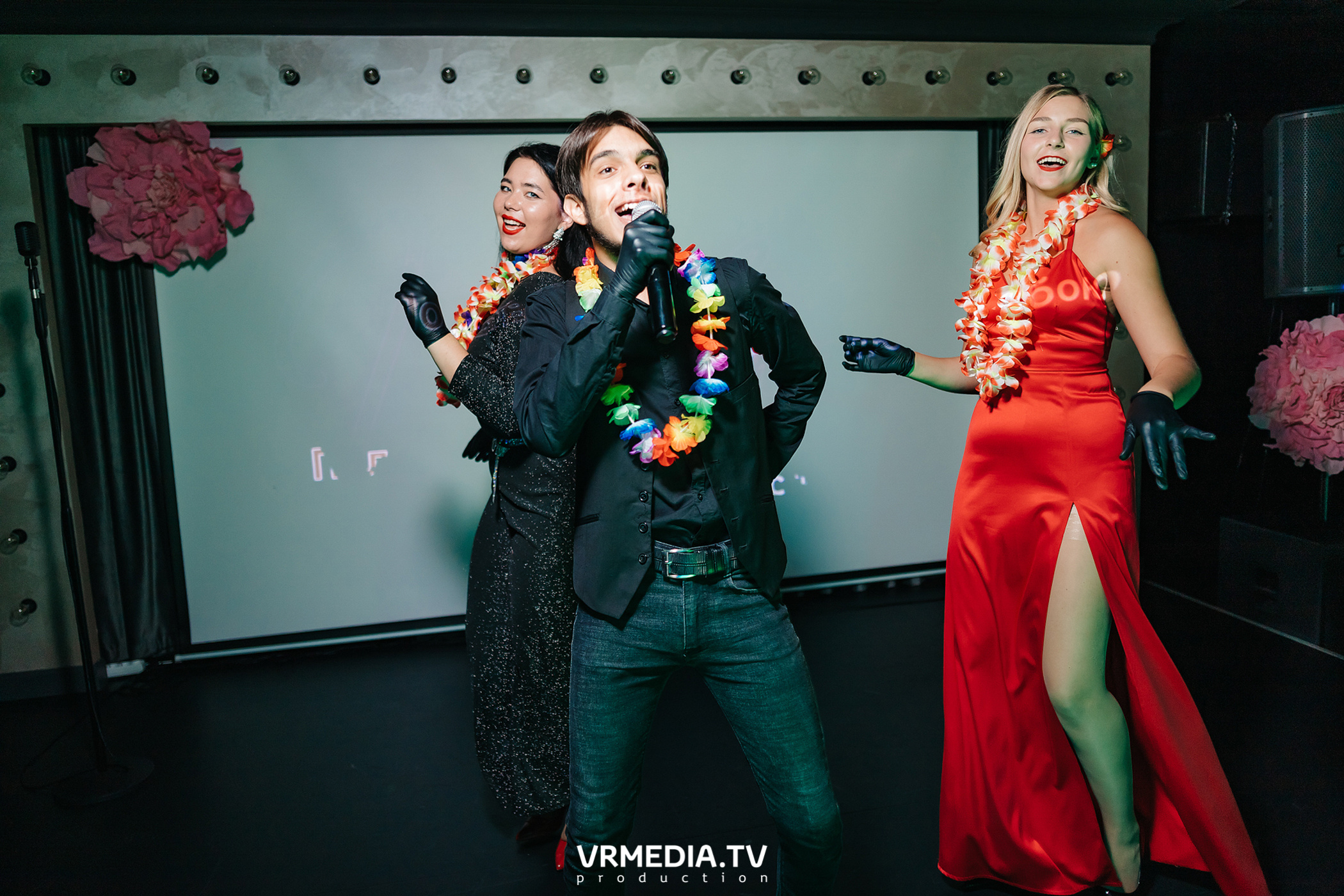 Tropical party в караоке «Volna»