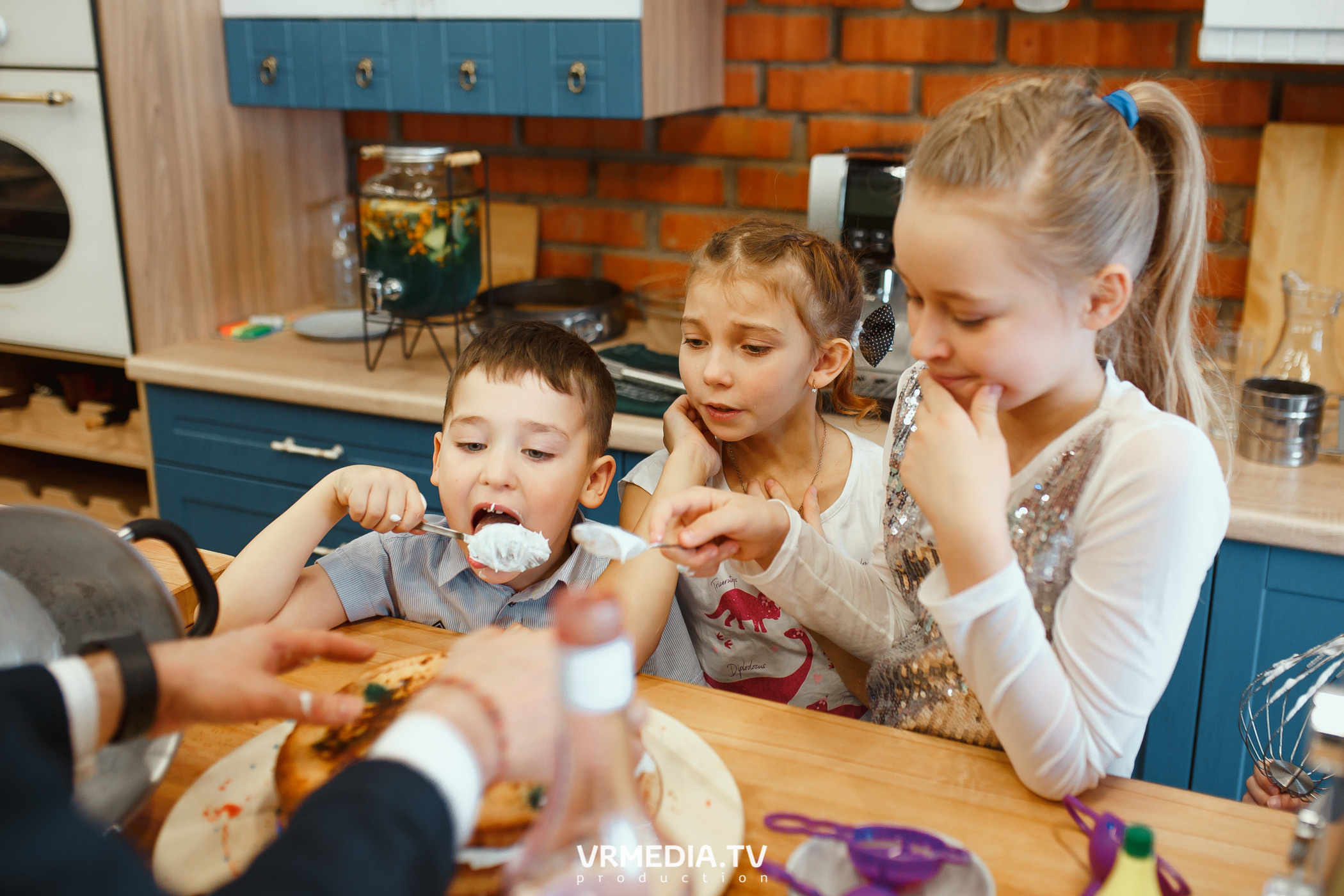 День рождения Лизы Зайцевой в кулинарной студии «Артишок»