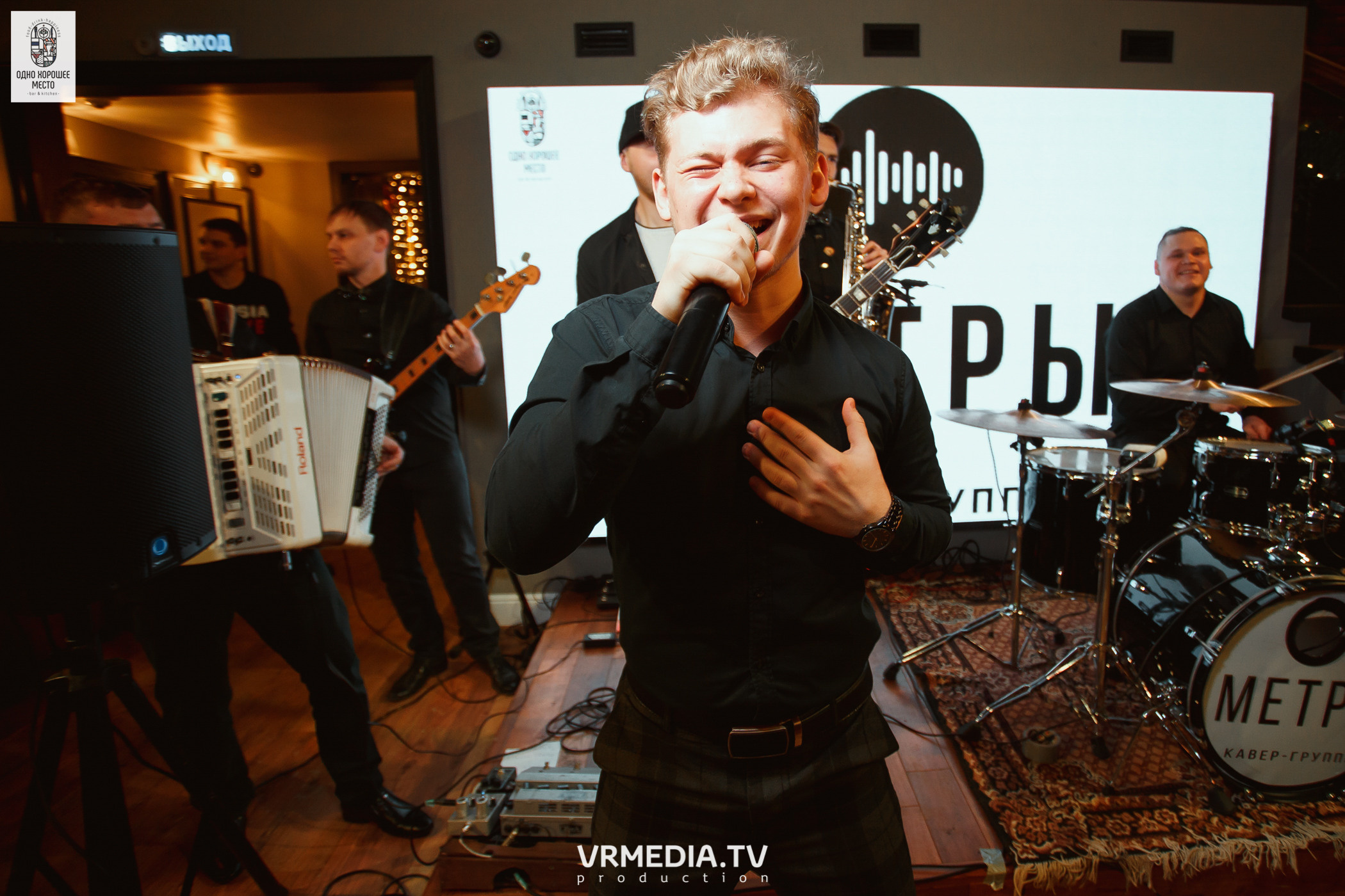 Новогодние корпоративы в ресторане «Одно хорошее место»