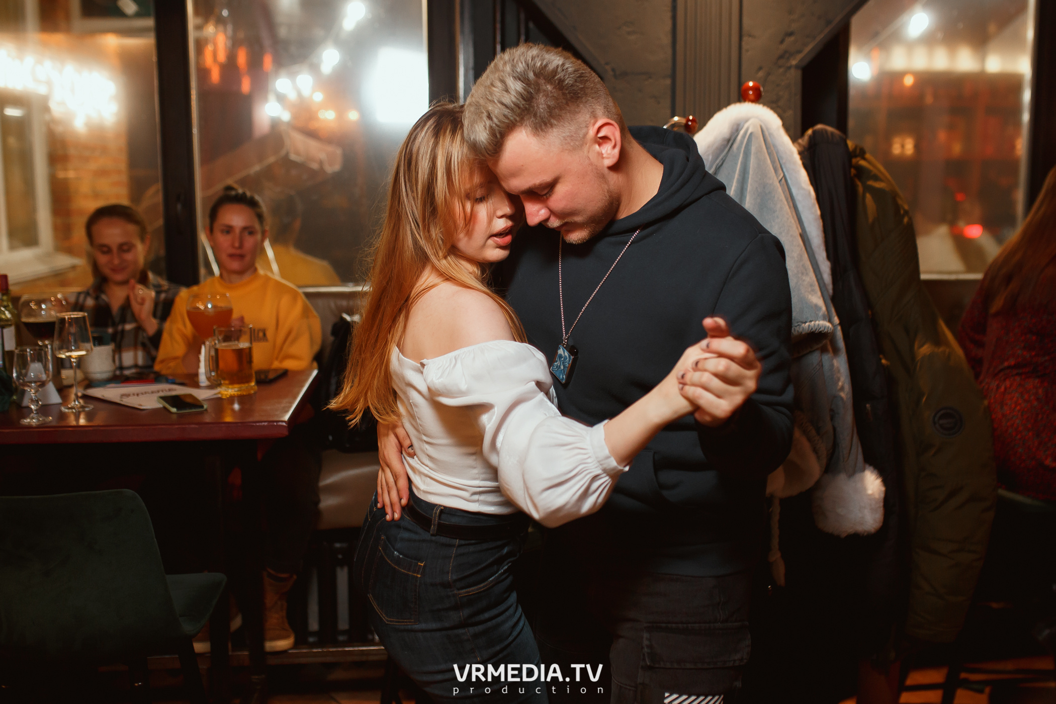 Выходные в Supreme bar