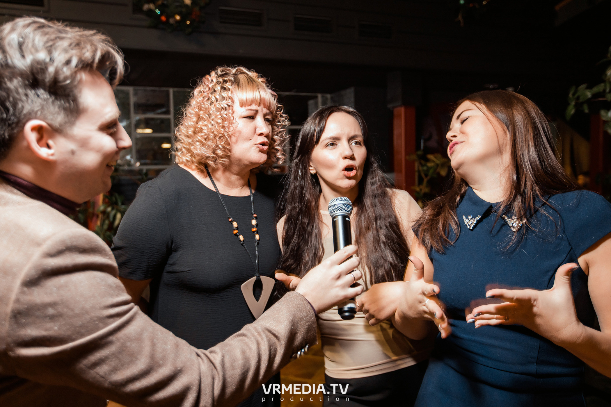 Новогодний вечер в ресторане «Volna»