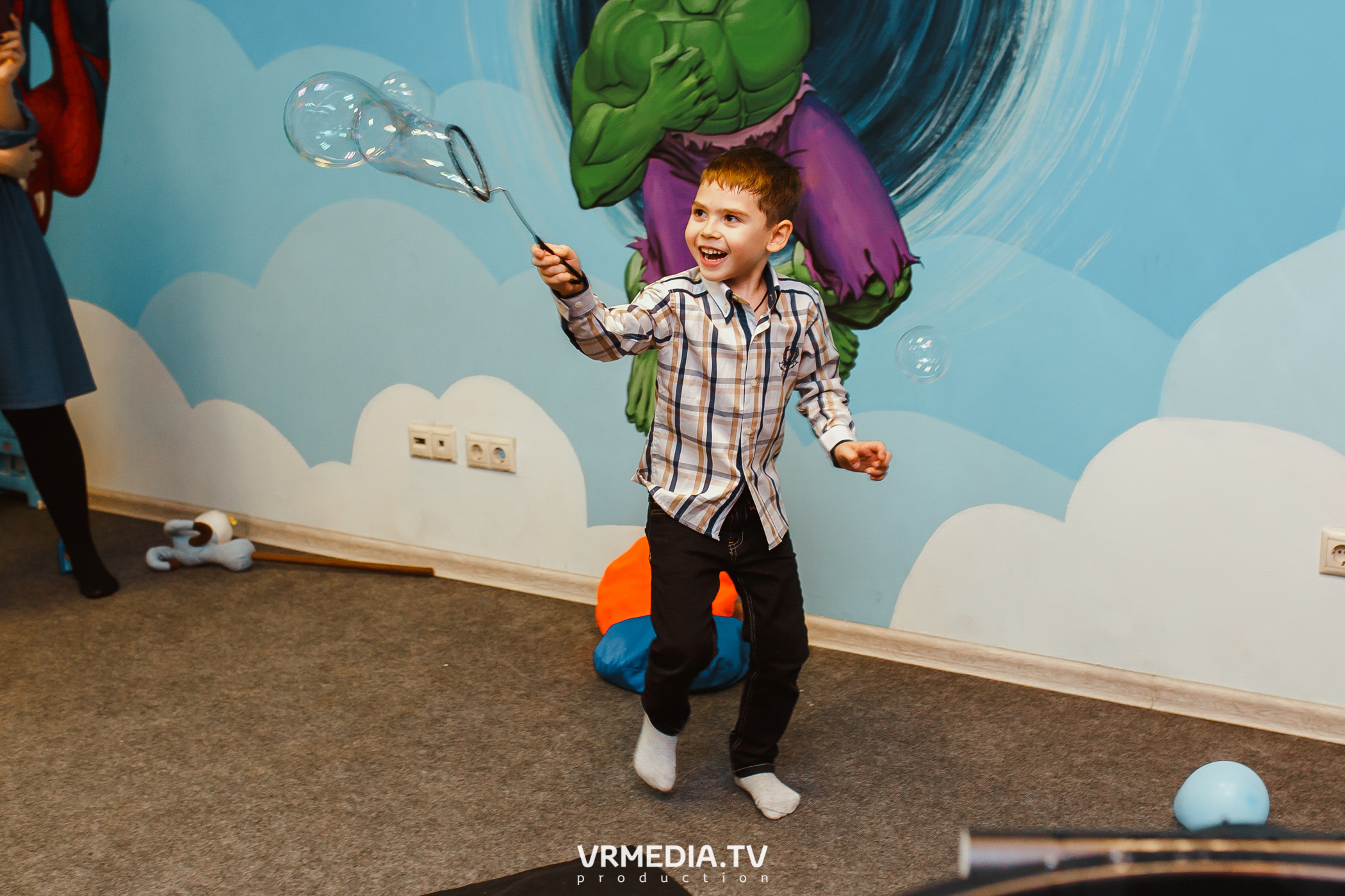 День рождения в «АкунаМатата»