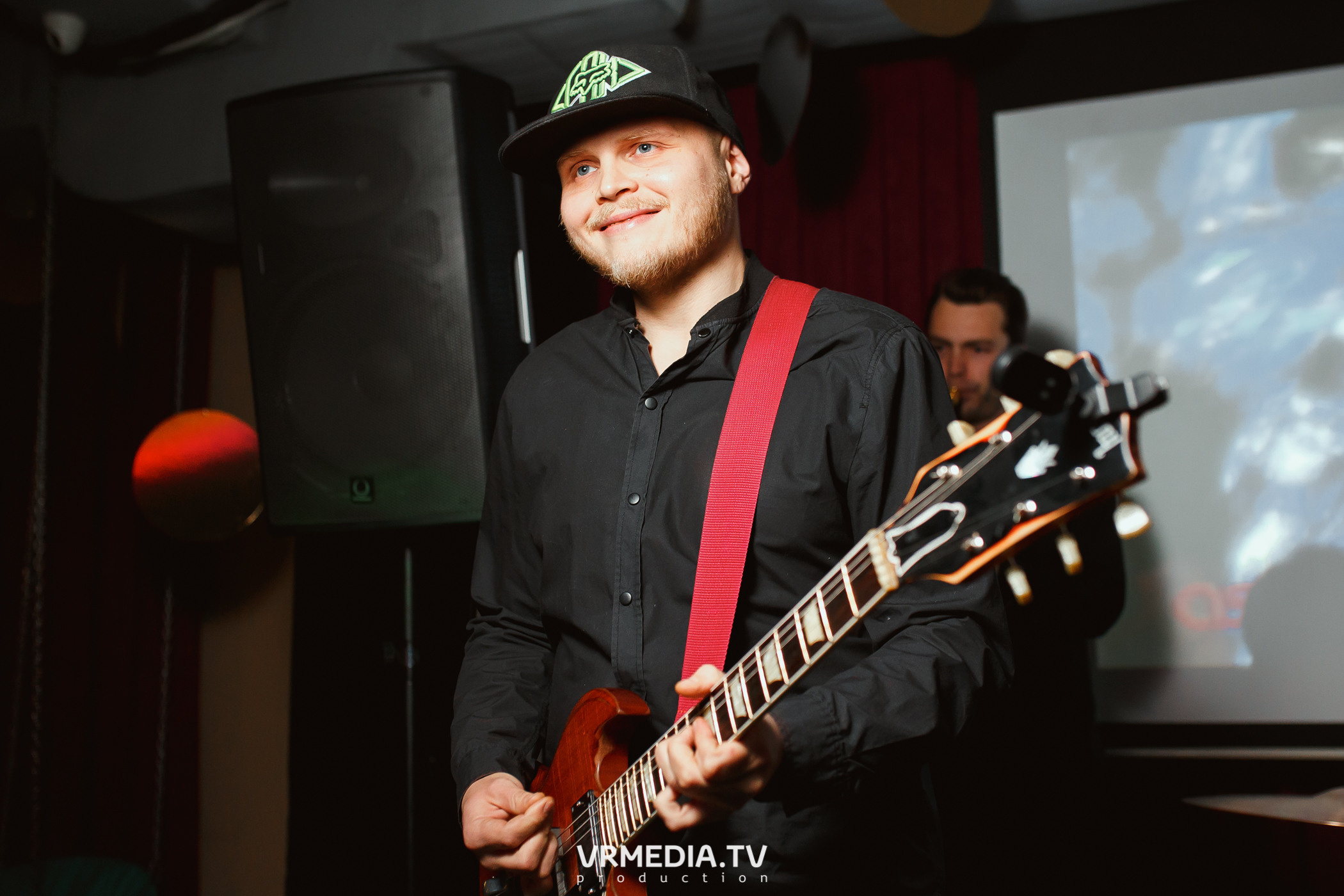 1 год караоке-ресторану «Мимо Нот»