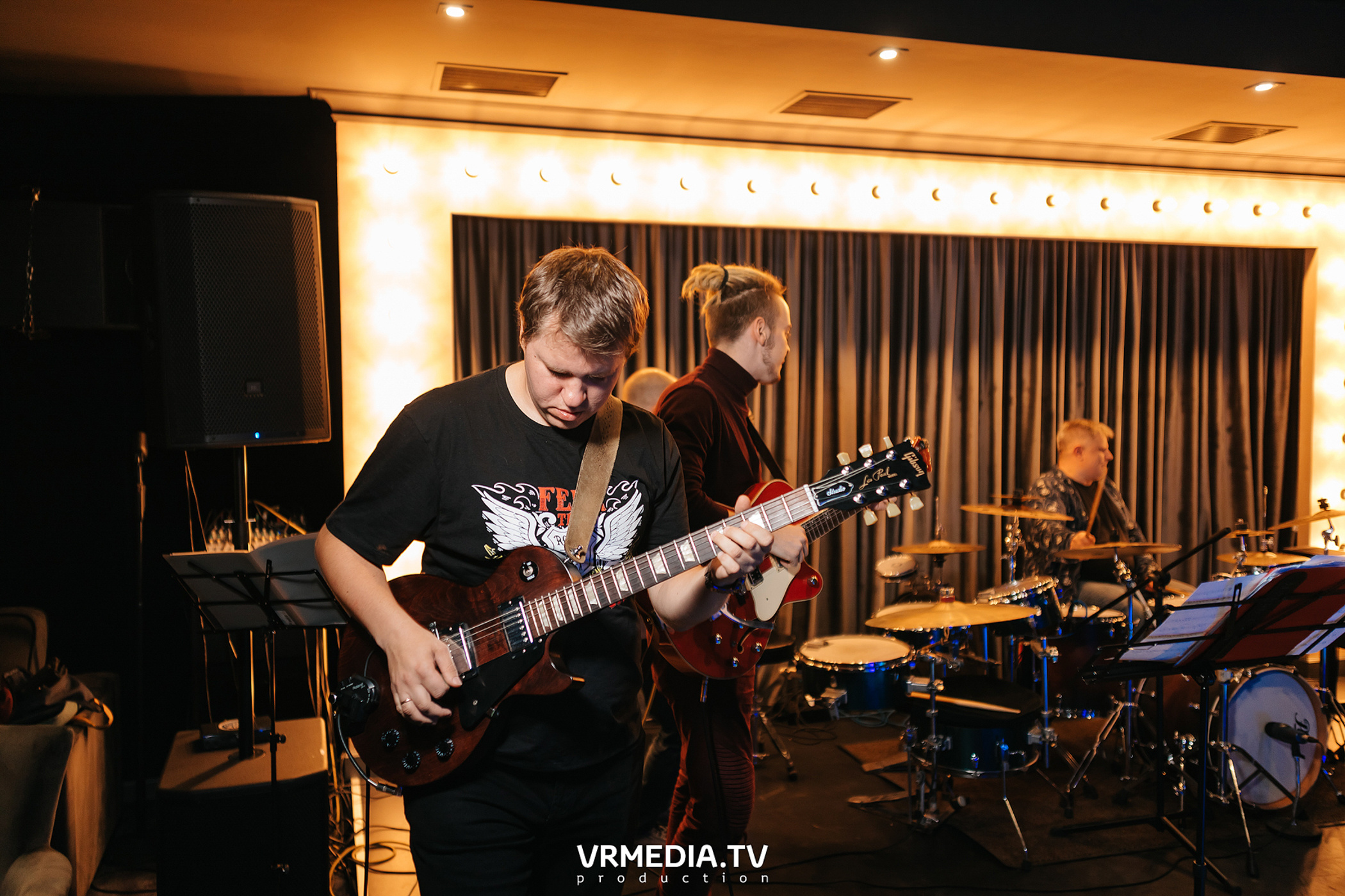 Джазовая среда. Jam session