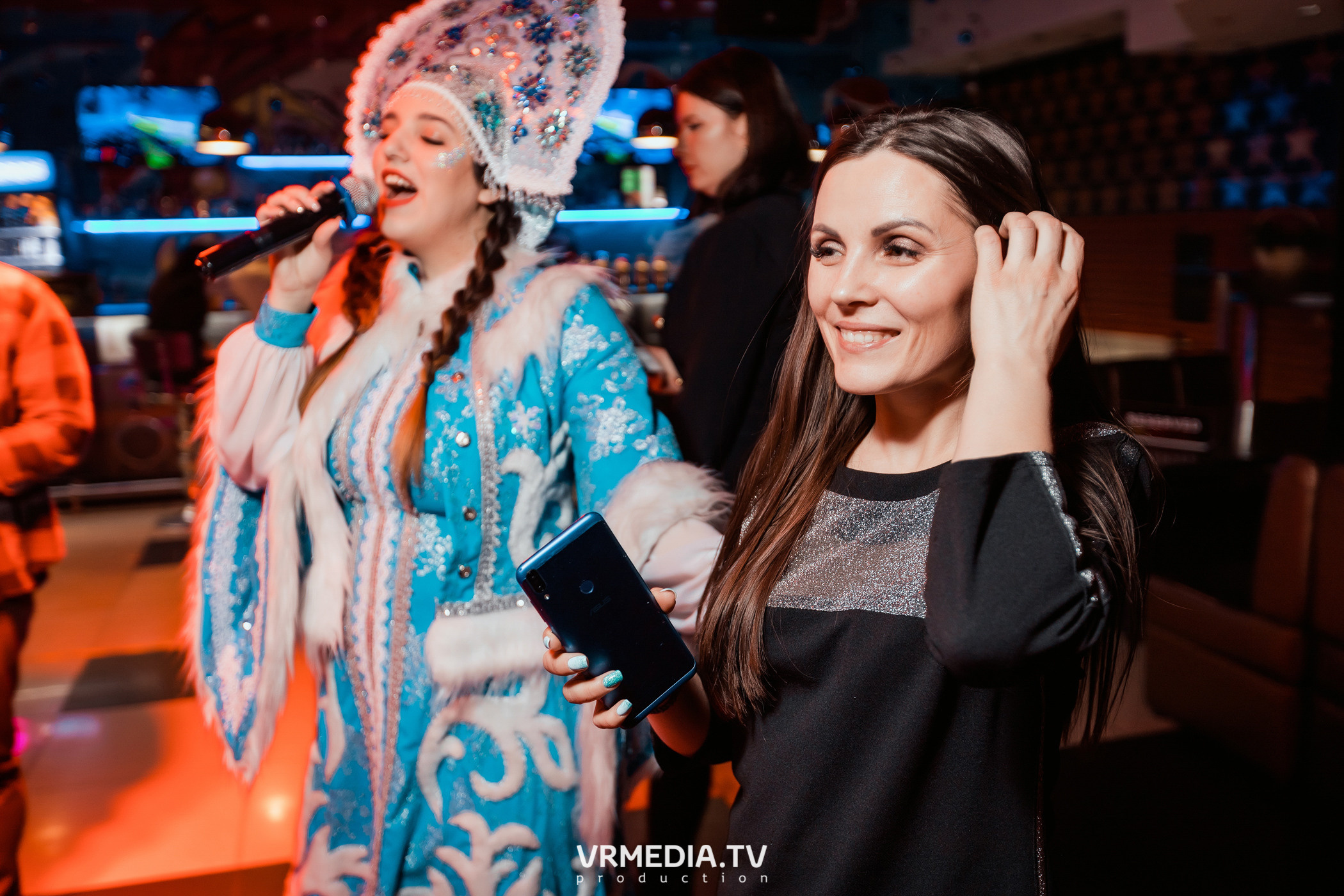 #СтихийныйКорпорат в караоке-баре «Четыре стихии»