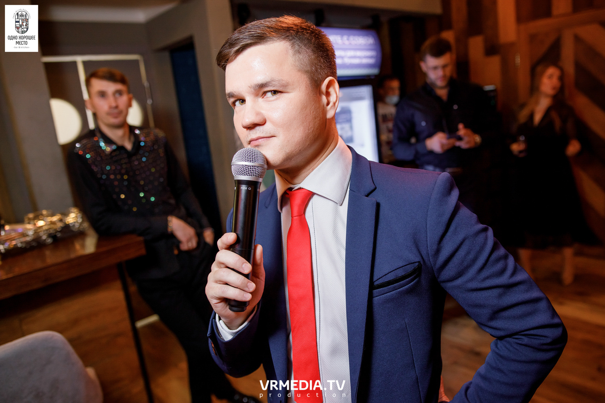 Новогодние корпоративы в ресторане «Одно хорошее место»