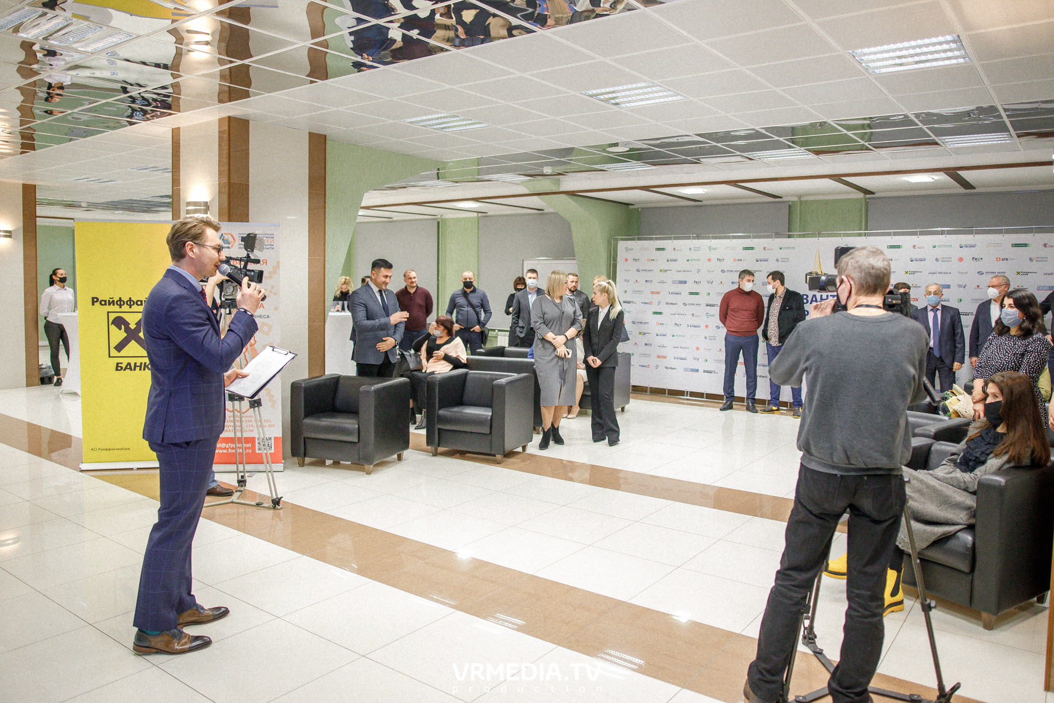 Награждение лауреатов и победителей Аван-Персоны 2020