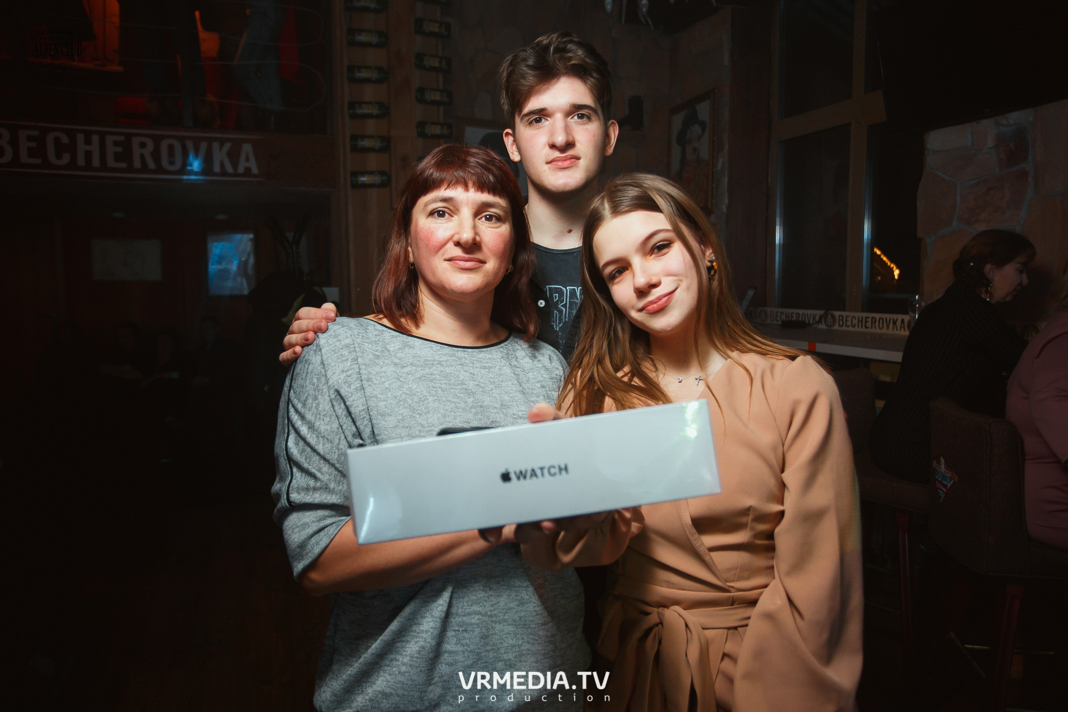 День Рождения Alpen Club. Оксана Ковалевская KRASKI