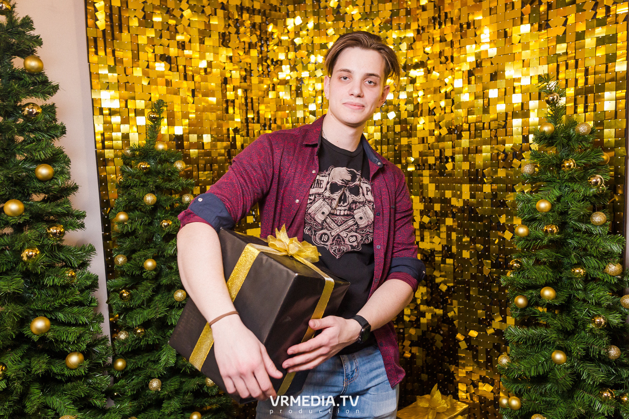 Новогодние корпоративы в караоке «Mimo Not»