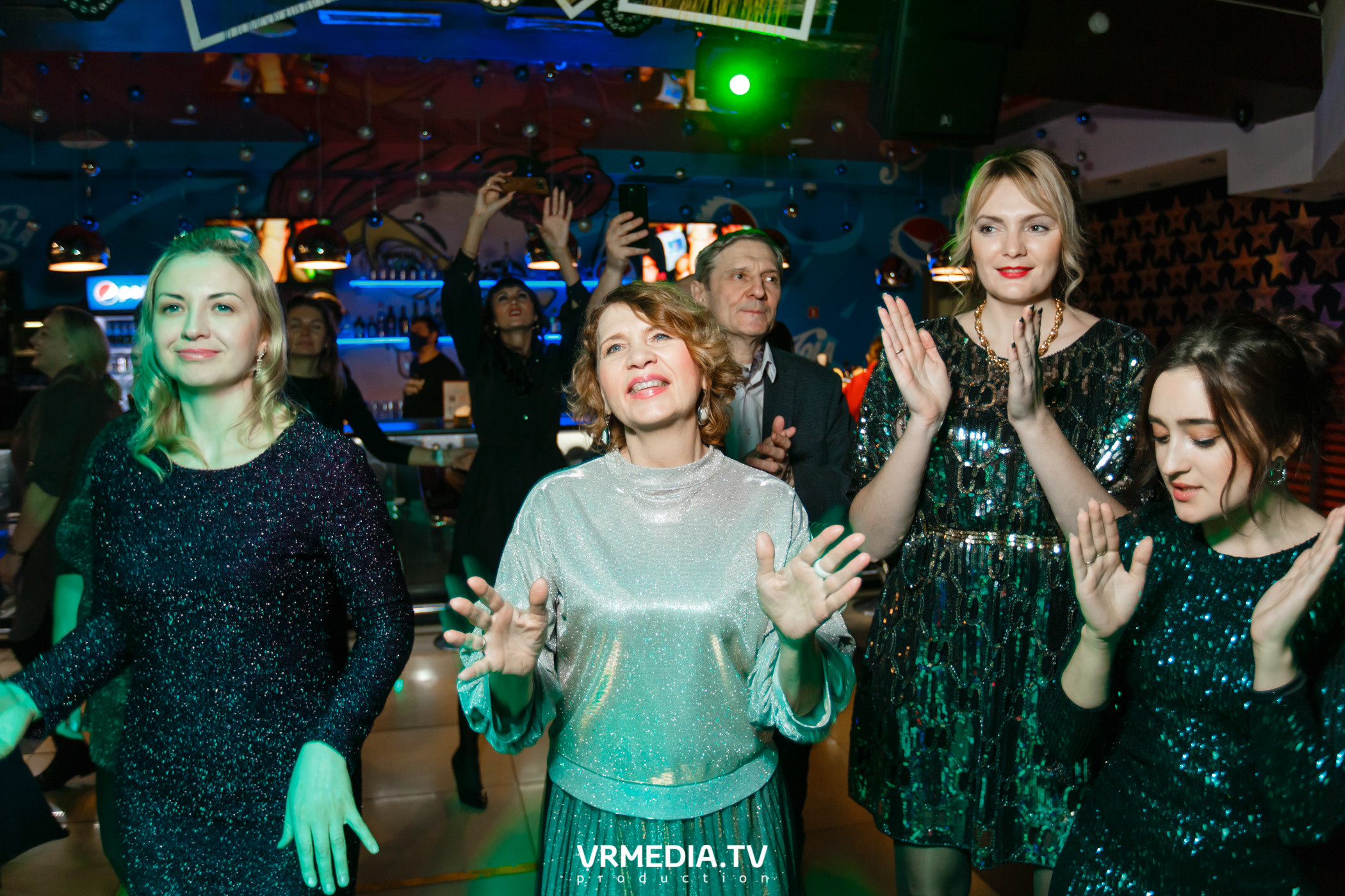 #СтихийныйКорпорат в караоке-баре «Четыре стихии»