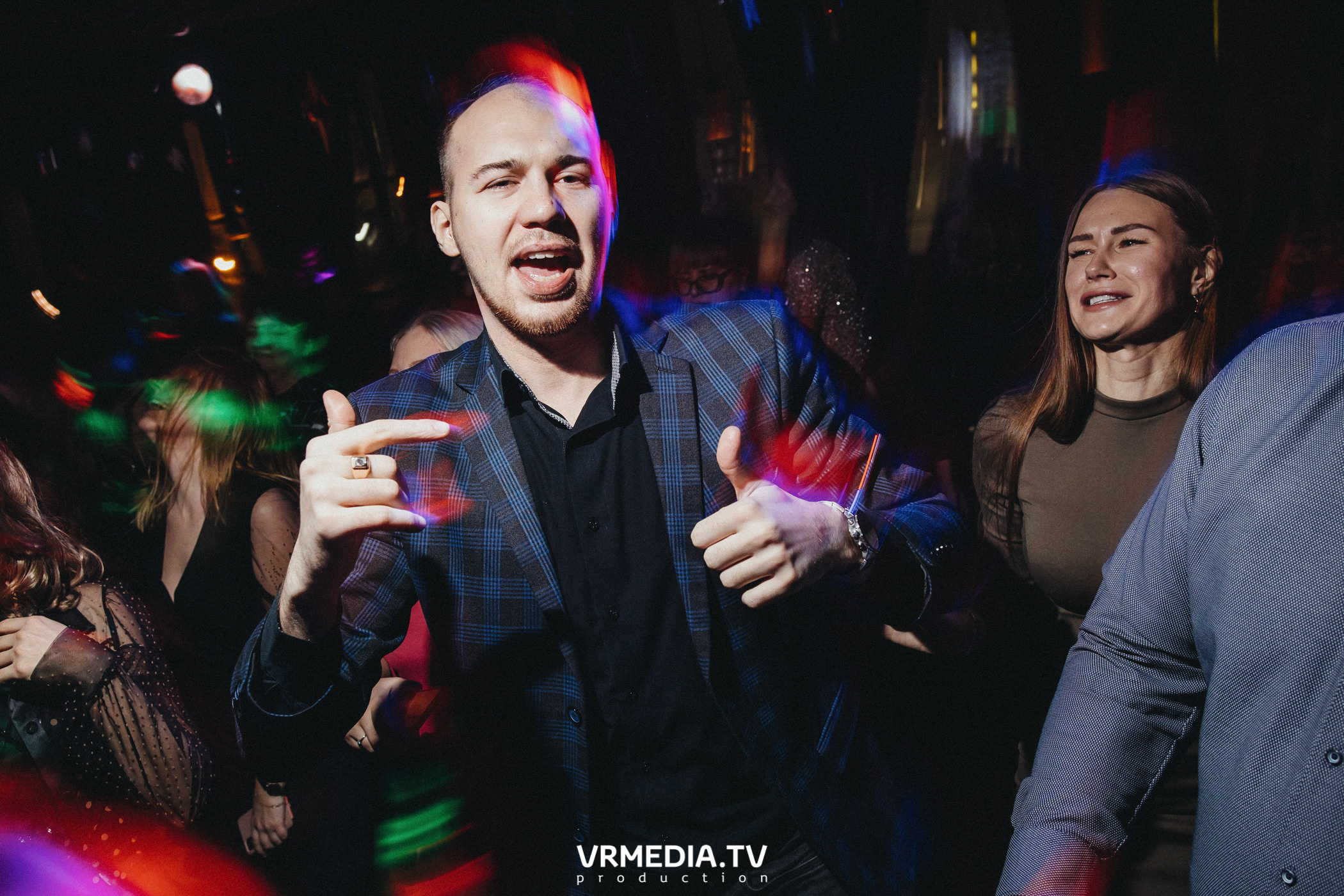 Новогодние корпоративы в гриль-баре «Жара»