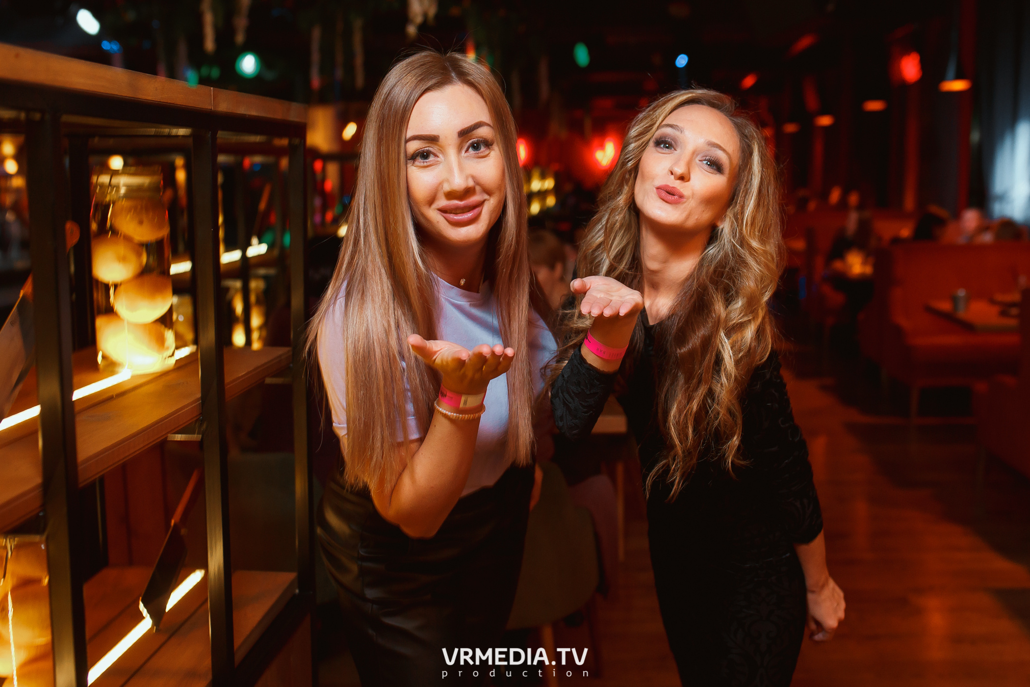 Группа «Алые Паруса» в гриль-баре «Жара»