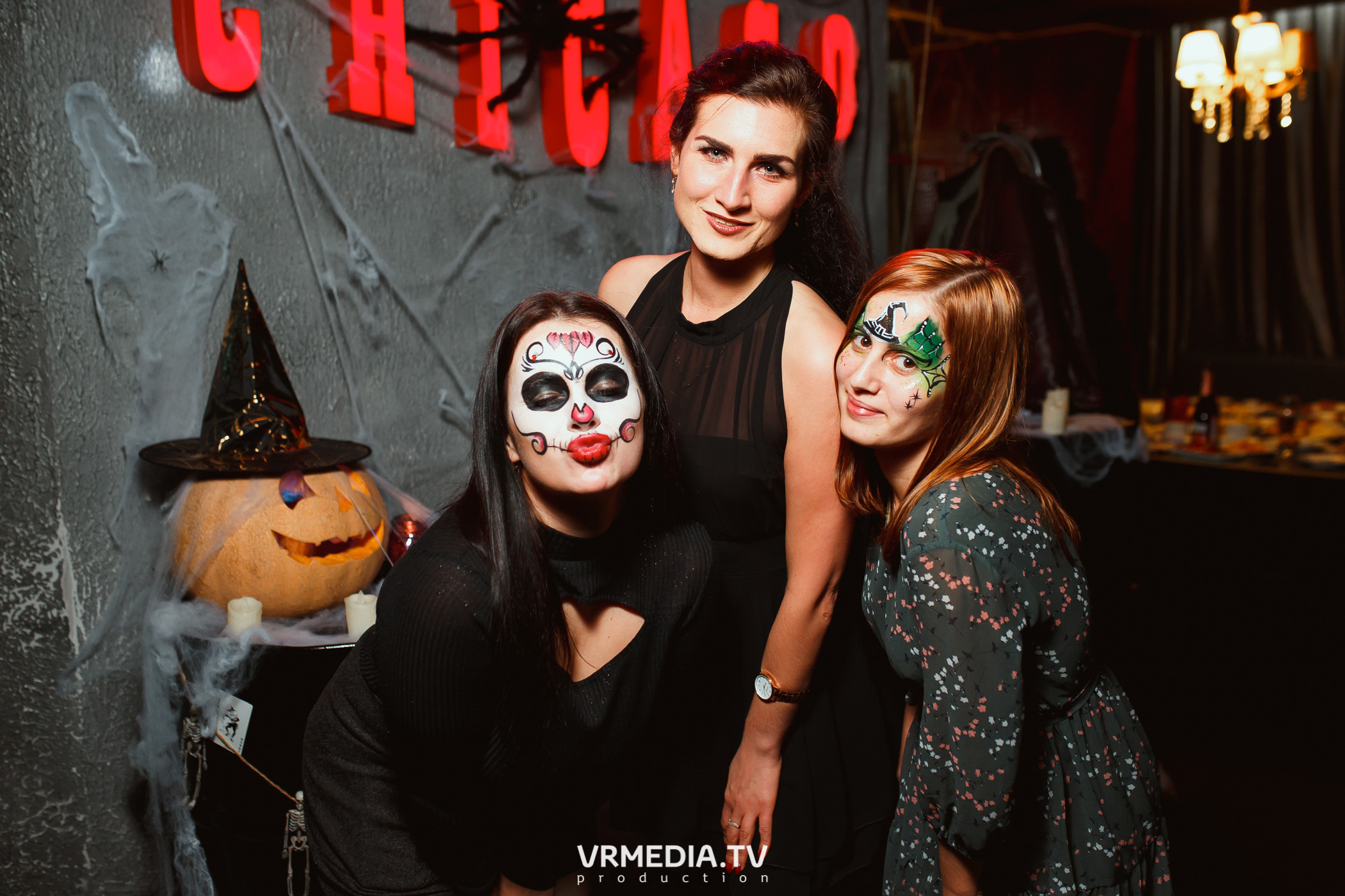 Halloween party в караоке-клубе «Chicago»