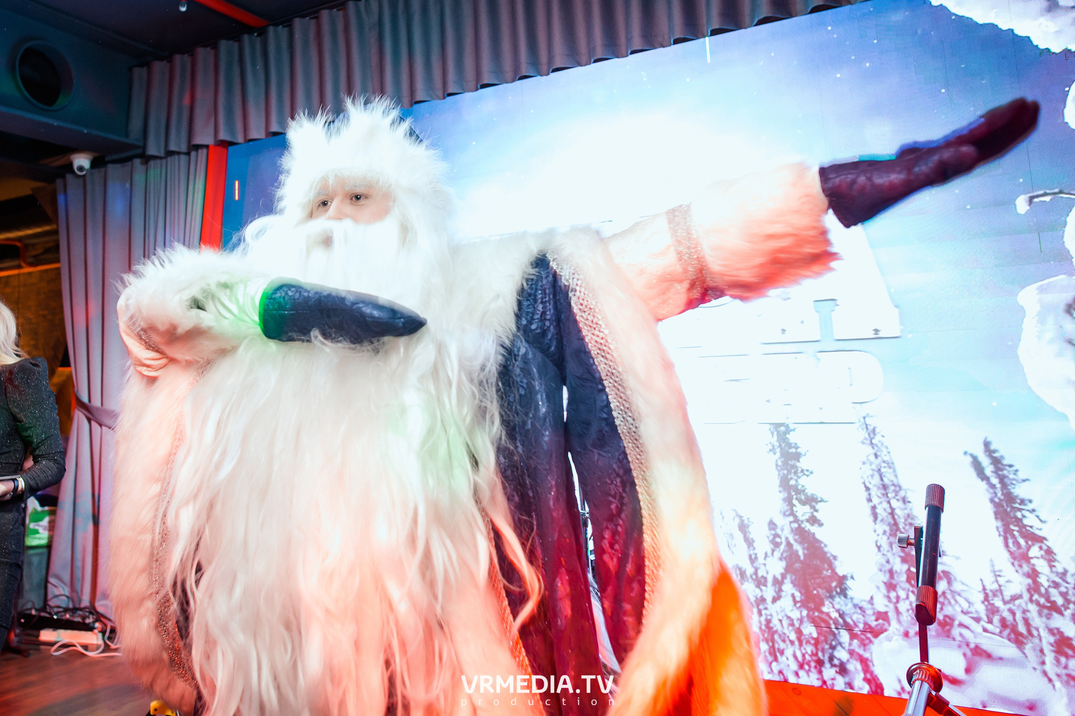 Новогодние корпоративы в гриль-баре «Жара»