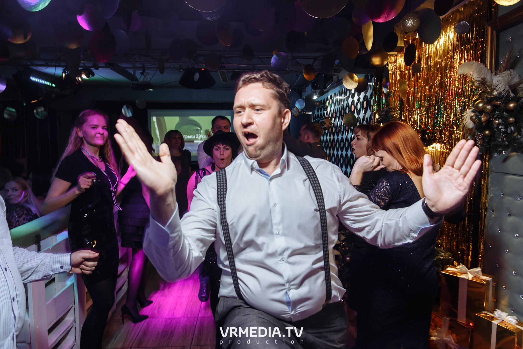 Новогодние корпоративы в караоке «Mimo Not»