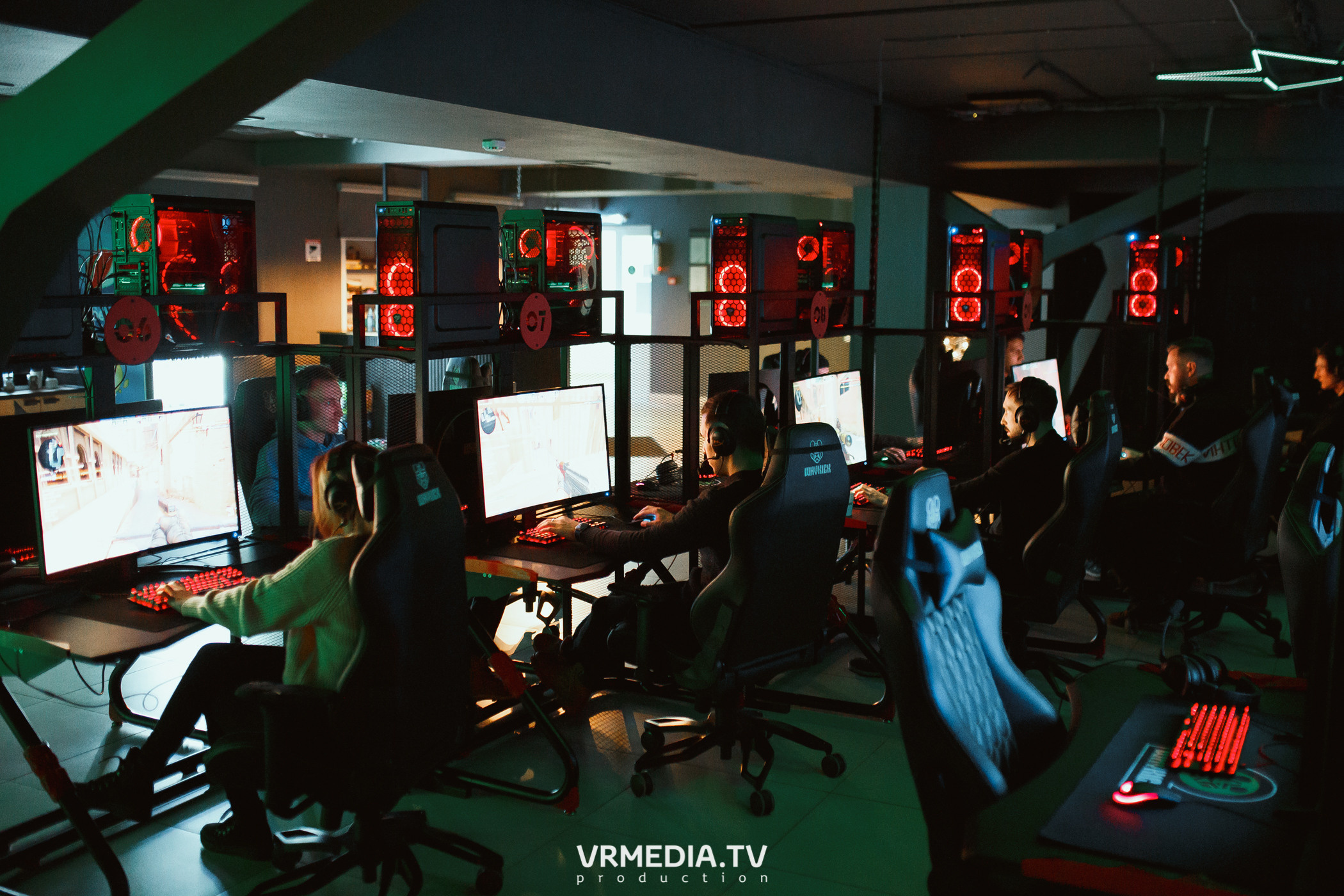 Турниры по CS: GO: «Vansdorf» VS. «VRMEDIA.TV» в «WhyKick»