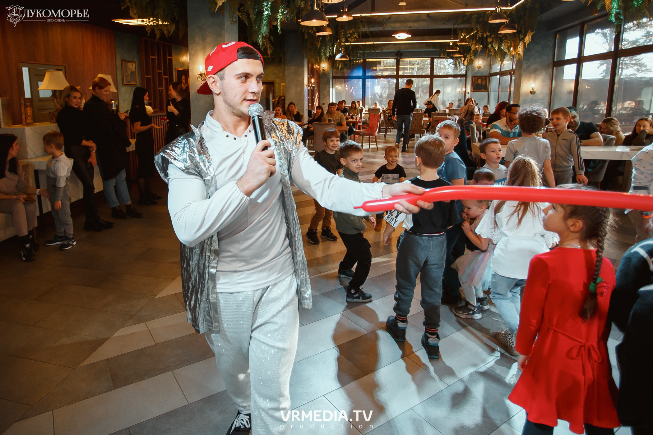 Трансформеры в эко-отеле «Лукоморье»