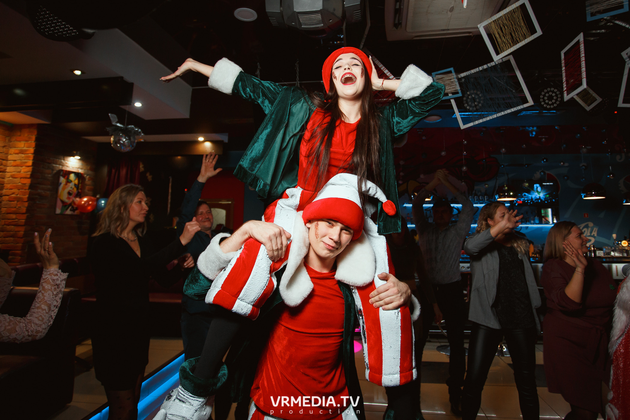 #СтихийныйКорпорат в караоке-баре «Четыре стихии»