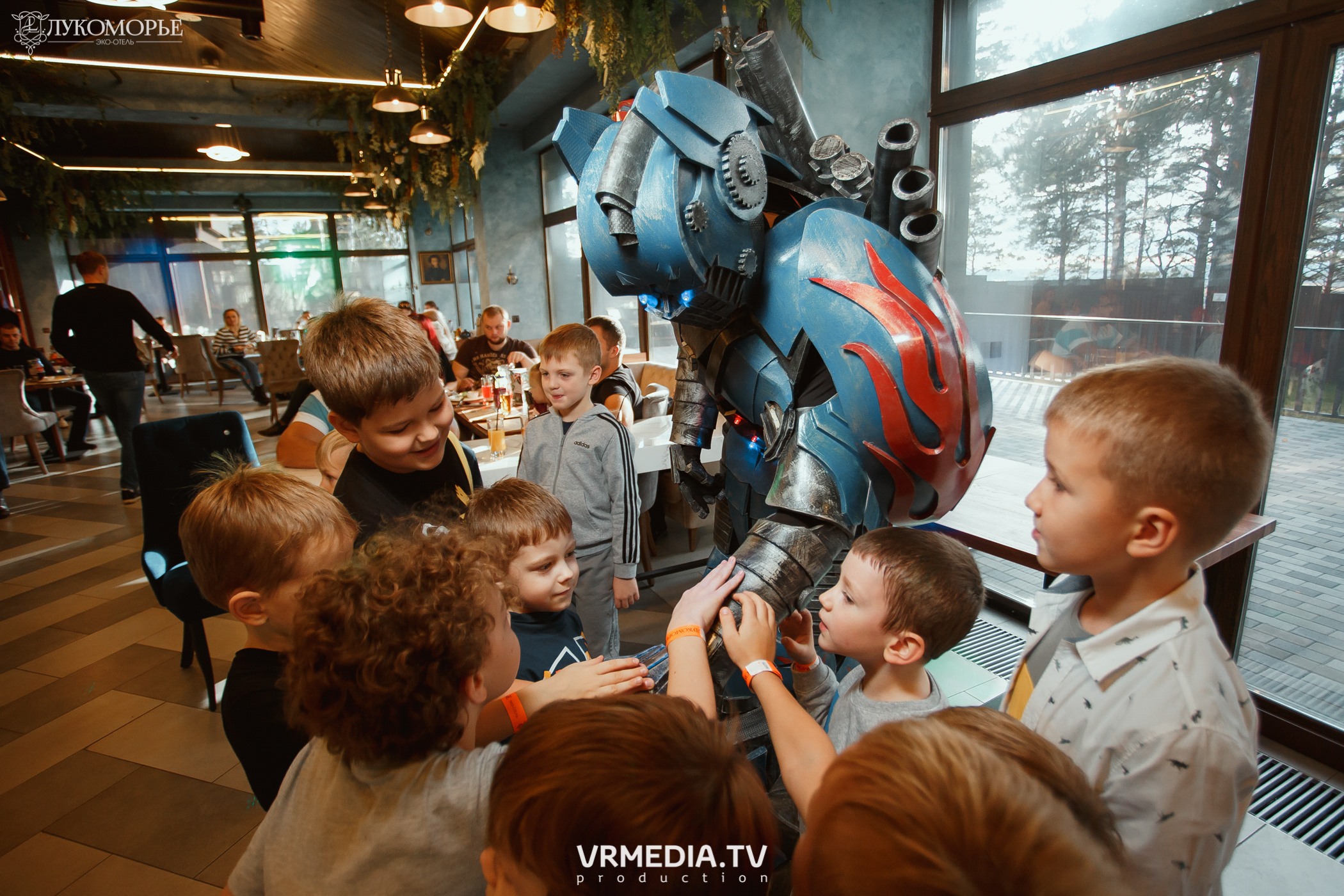 Трансформеры в эко-отеле «Лукоморье»