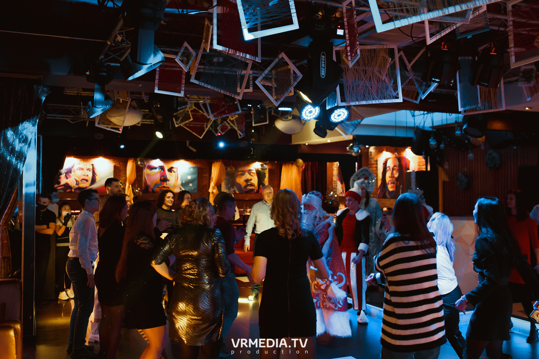 #СтихийныйКорпорат в караоке-баре «Четыре стихии»