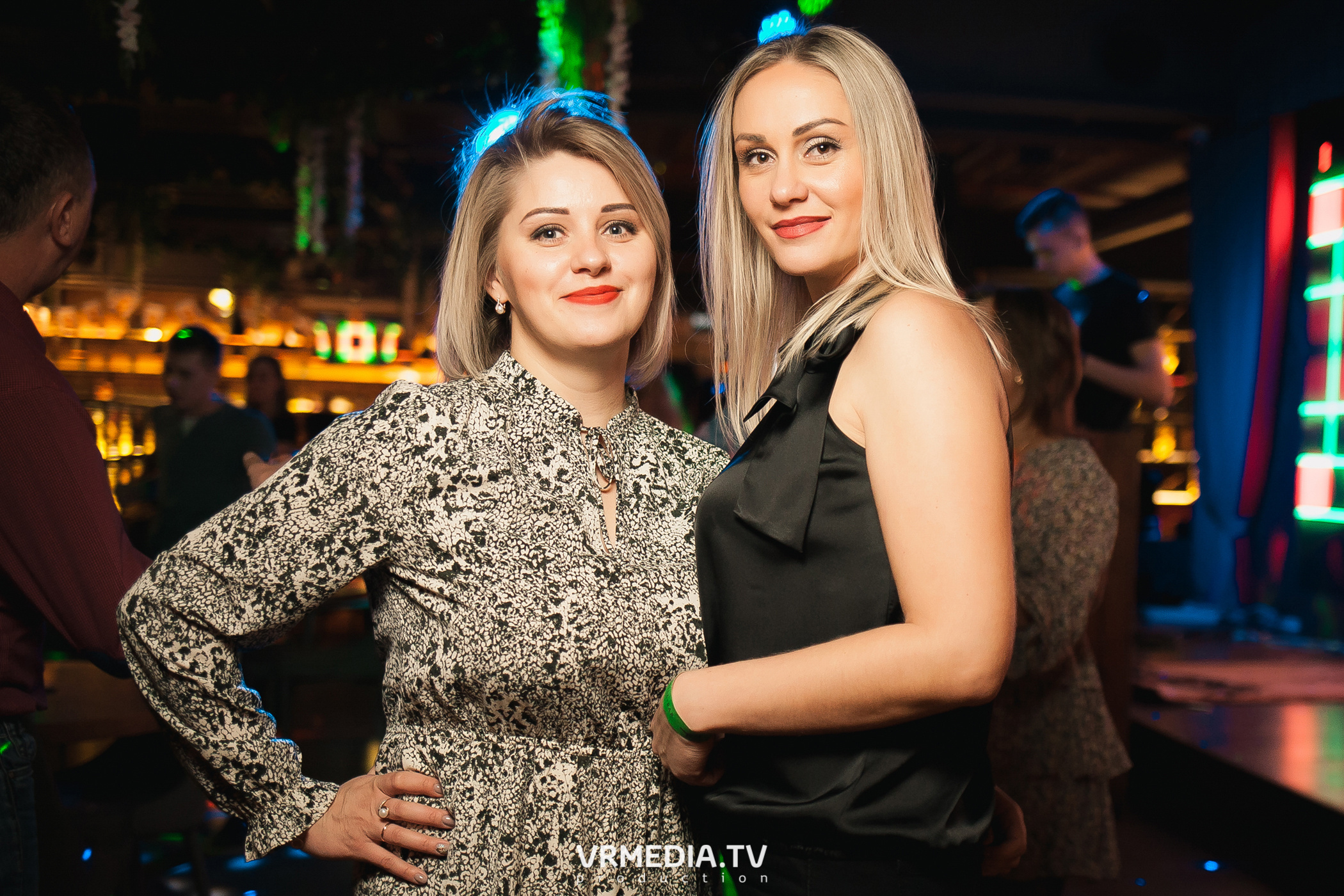 Группа «Коктейль Молотова» в гриль-баре «Жара»