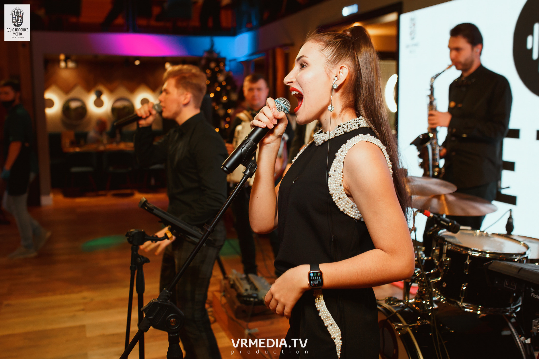 Новогодние корпоративы в ресторане «Одно хорошее место»