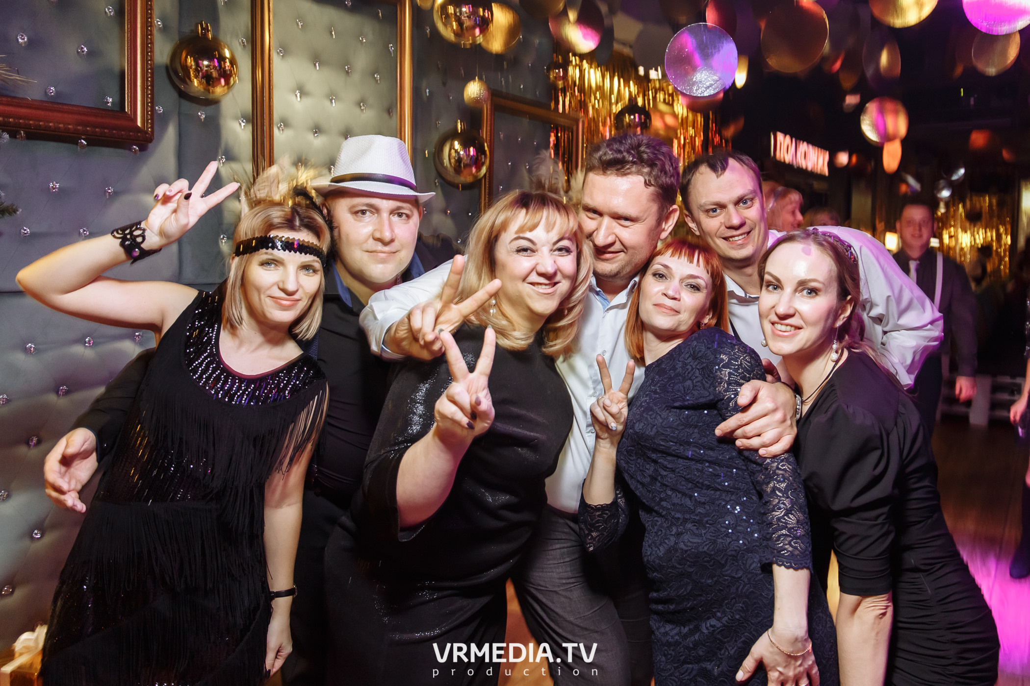 Новогодние корпоративы в караоке «Mimo Not»