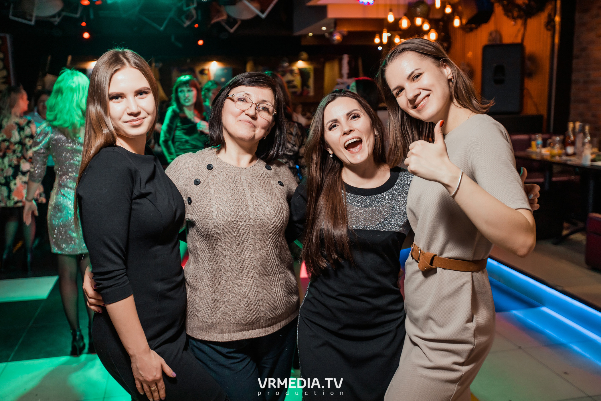 #СтихийныйКорпорат в караоке-баре «Четыре стихии»