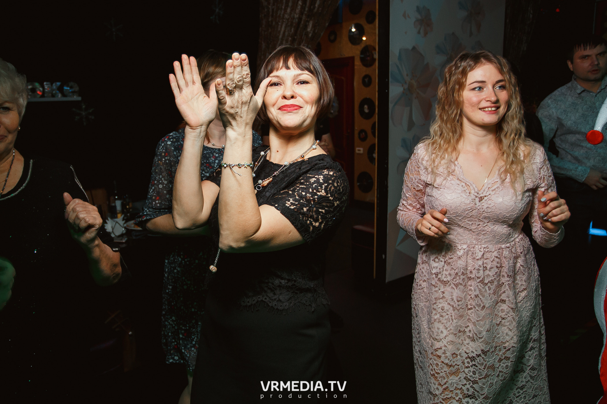 #СтихийныйКорпорат в караоке-баре «Четыре стихии»