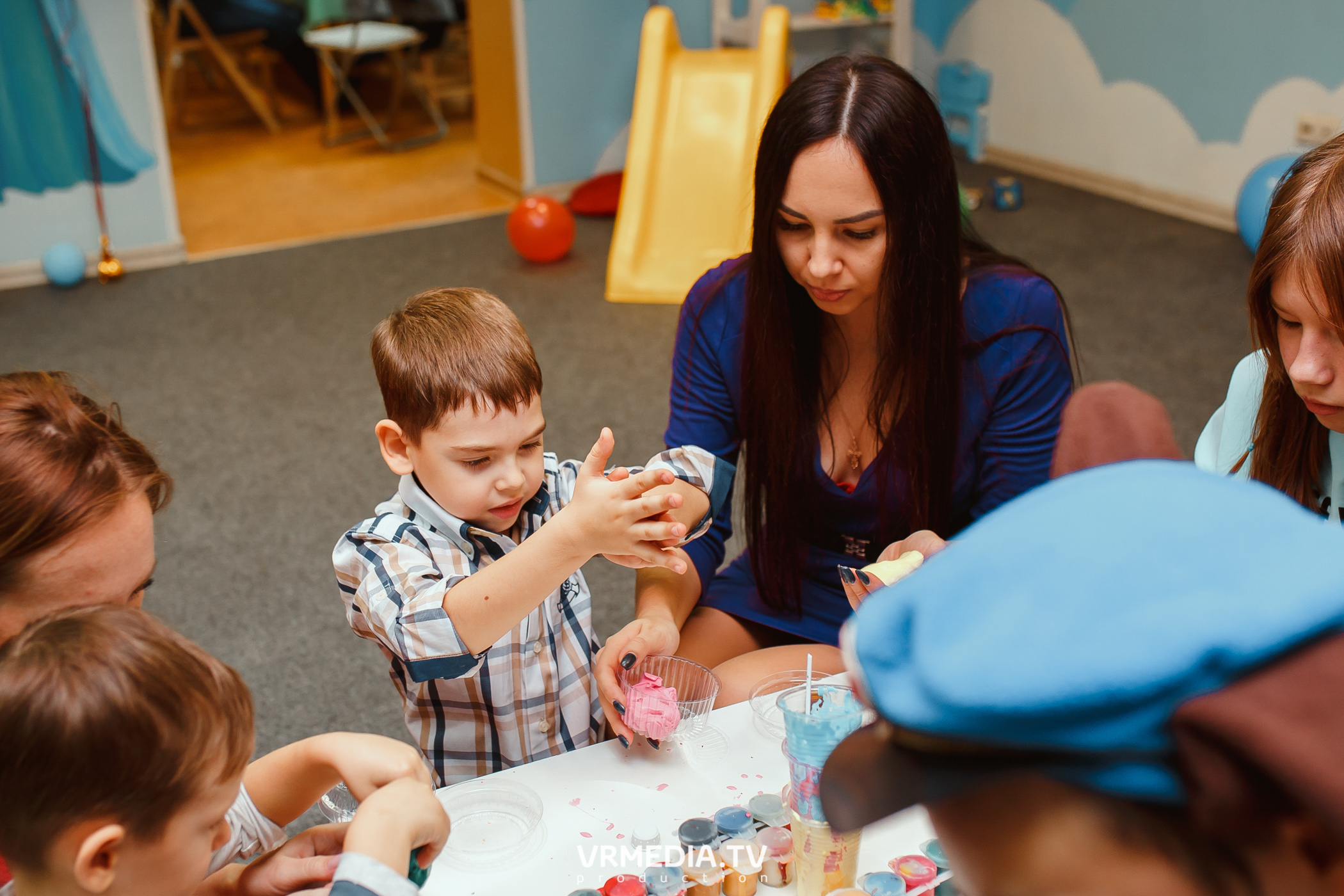 День рождения в «АкунаМатата»