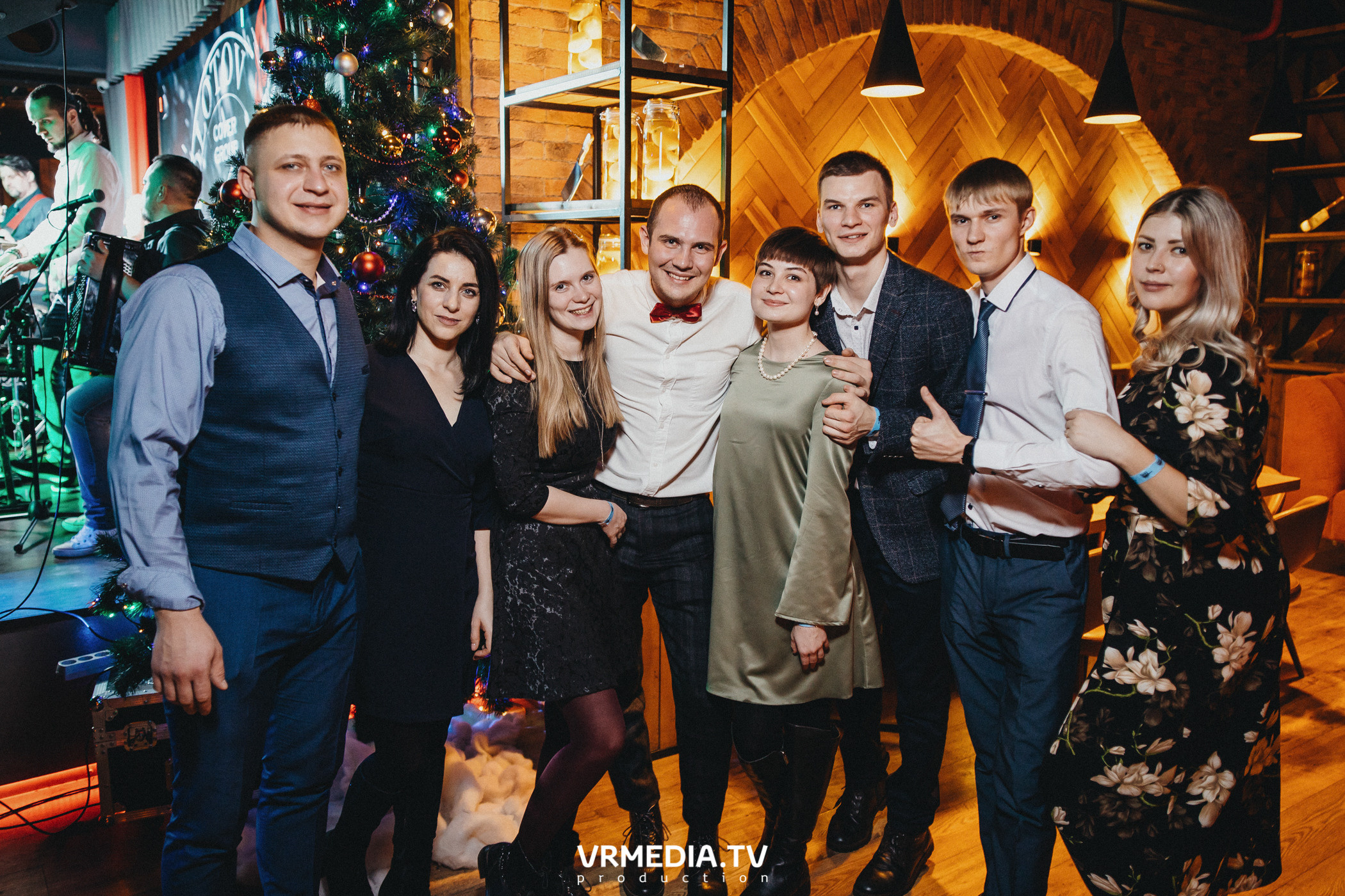 Новогодние корпоративы в гриль-баре «Жара»