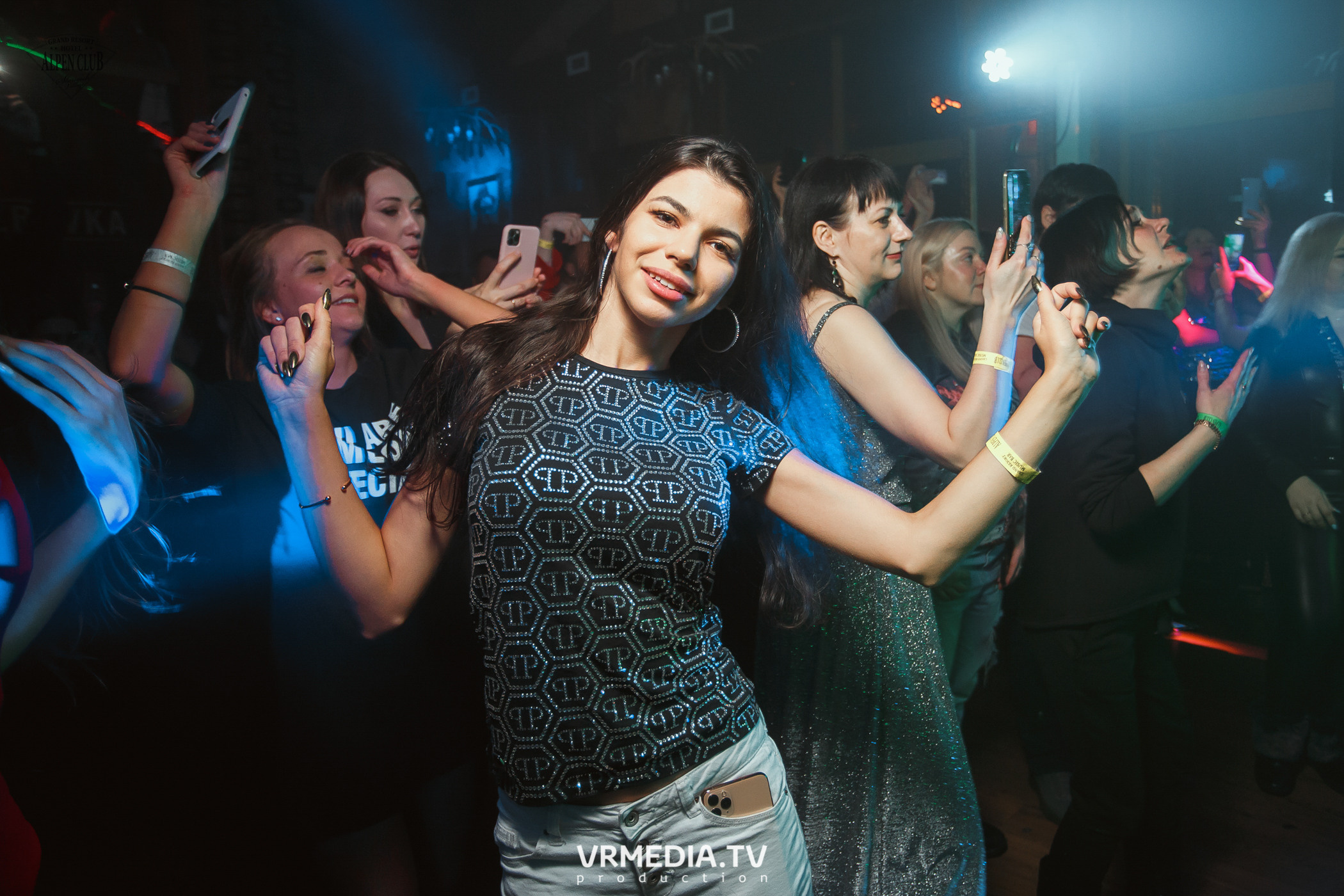 День Рождения Alpen Club. Оксана Ковалевская KRASKI