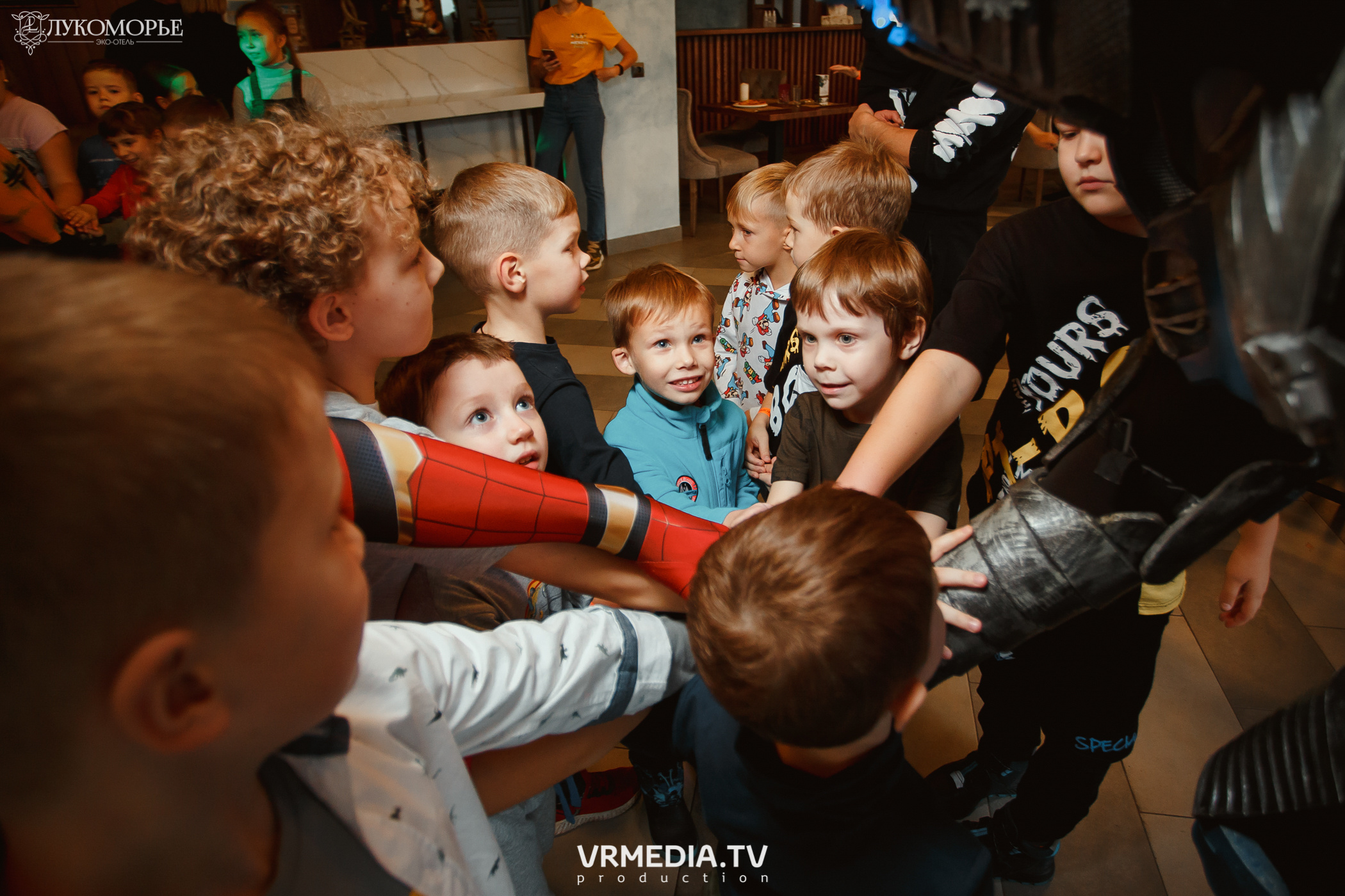 Трансформеры в эко-отеле «Лукоморье»