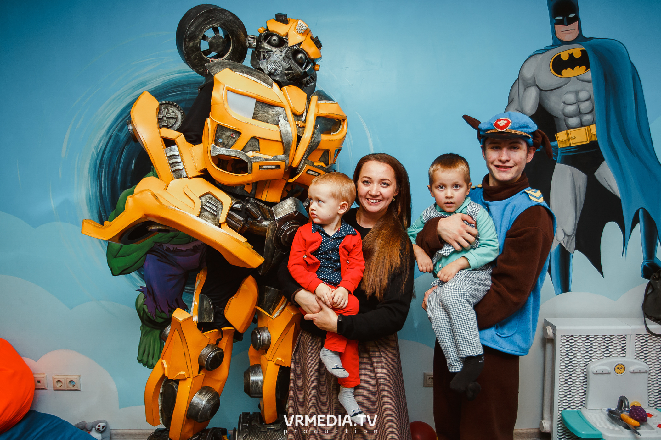 День рождения в «АкунаМатата»