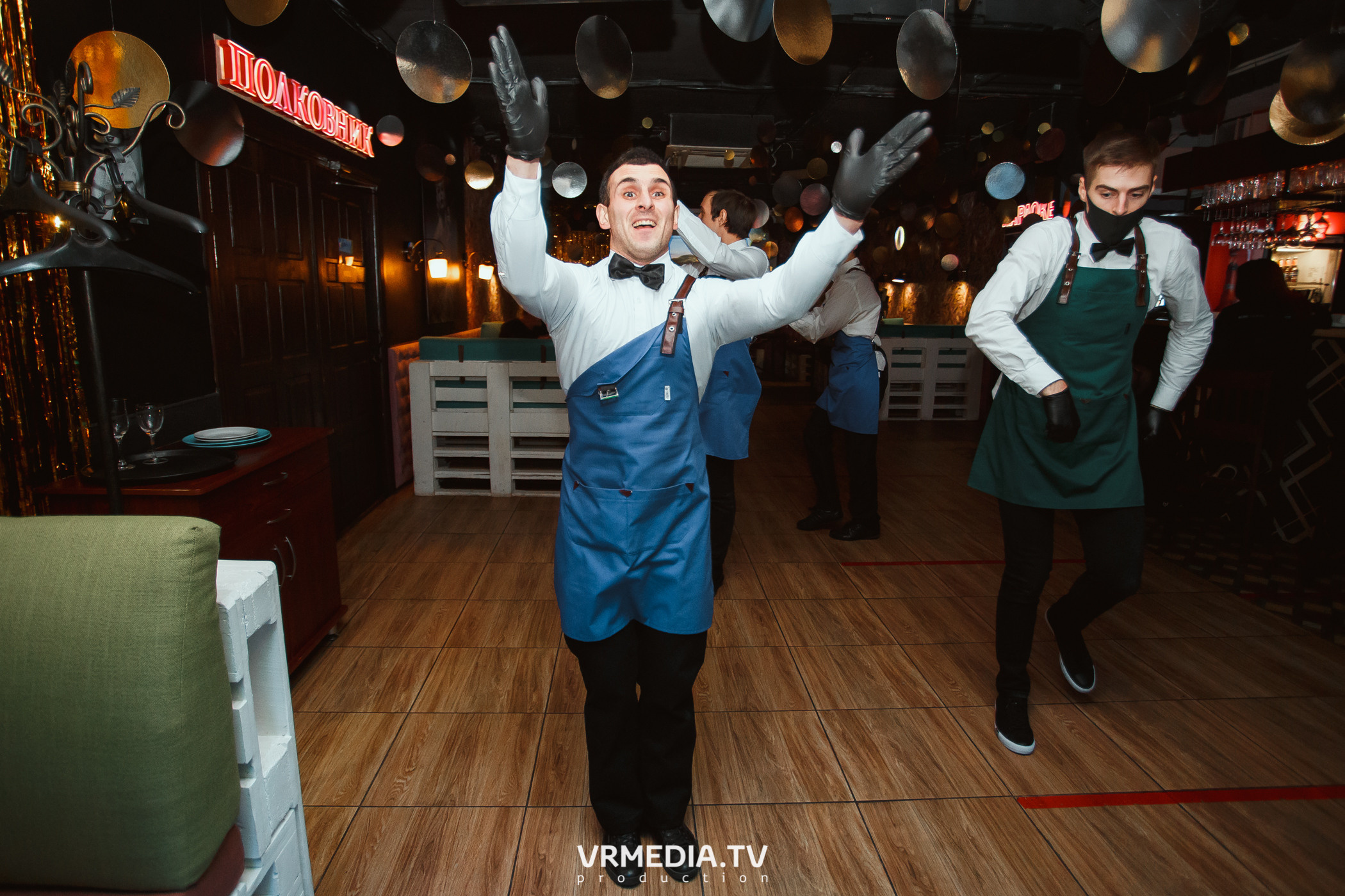 1 год караоке-ресторану «Мимо Нот»