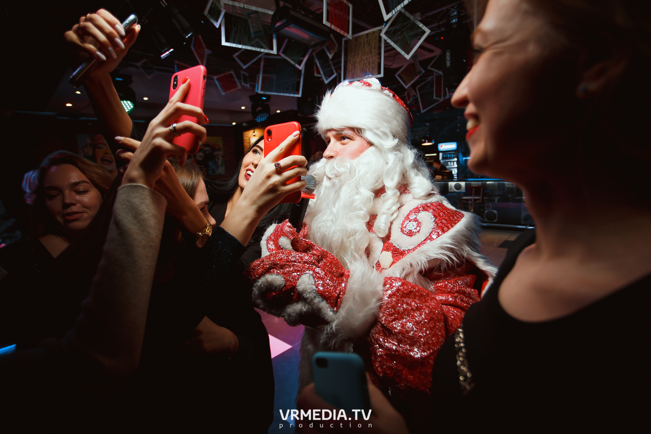 #СтихийныйКорпорат в караоке-баре «Четыре стихии»