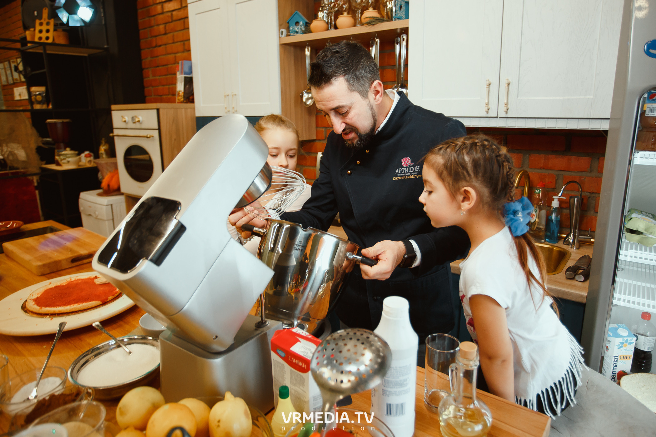 День рождения Лизы Зайцевой в кулинарной студии «Артишок»