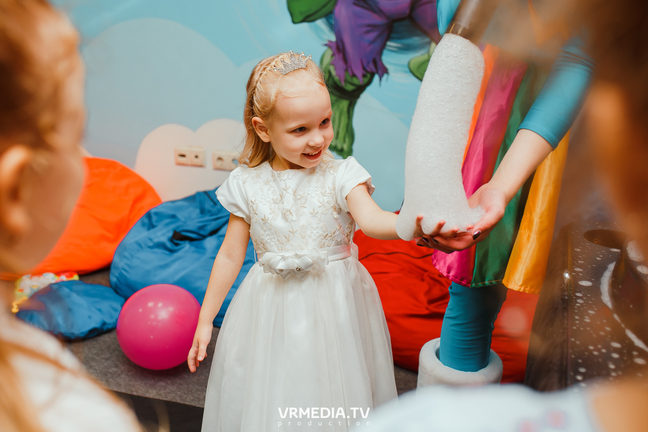 День рождения в «АкунаМатата»